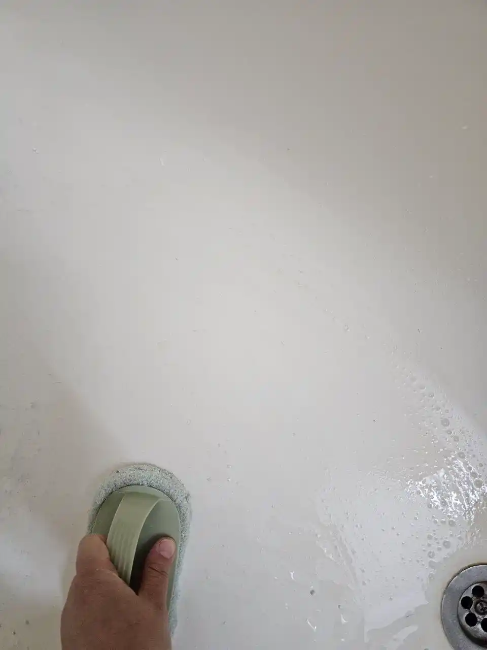 Щетка для ванной и кухни