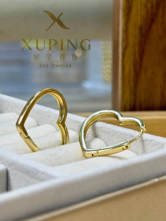 Xuping ayollar ziraklari: Marvaridli va nafis bargli modellar, tilla rang - 