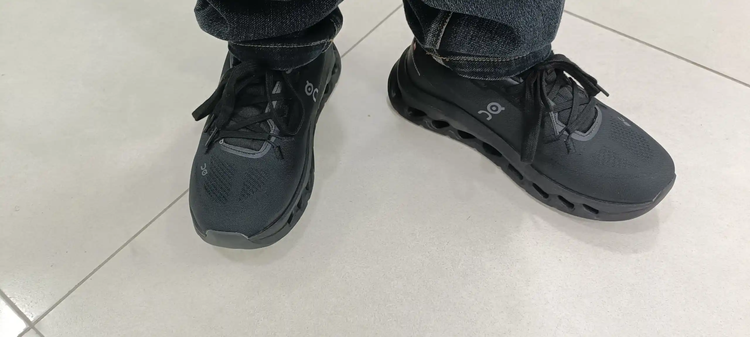 Ayollar va qizlar uchun krossovkalar setkalik, kundalik va sport uchun kiyishga
