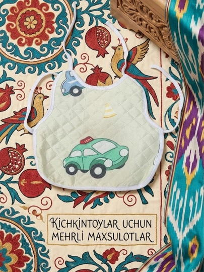 Детский нагрудник, водостойкий, изготовлен из высококачественной гладкой ткани — KAND-НАГРУДНИК2-ЗОЛОТ