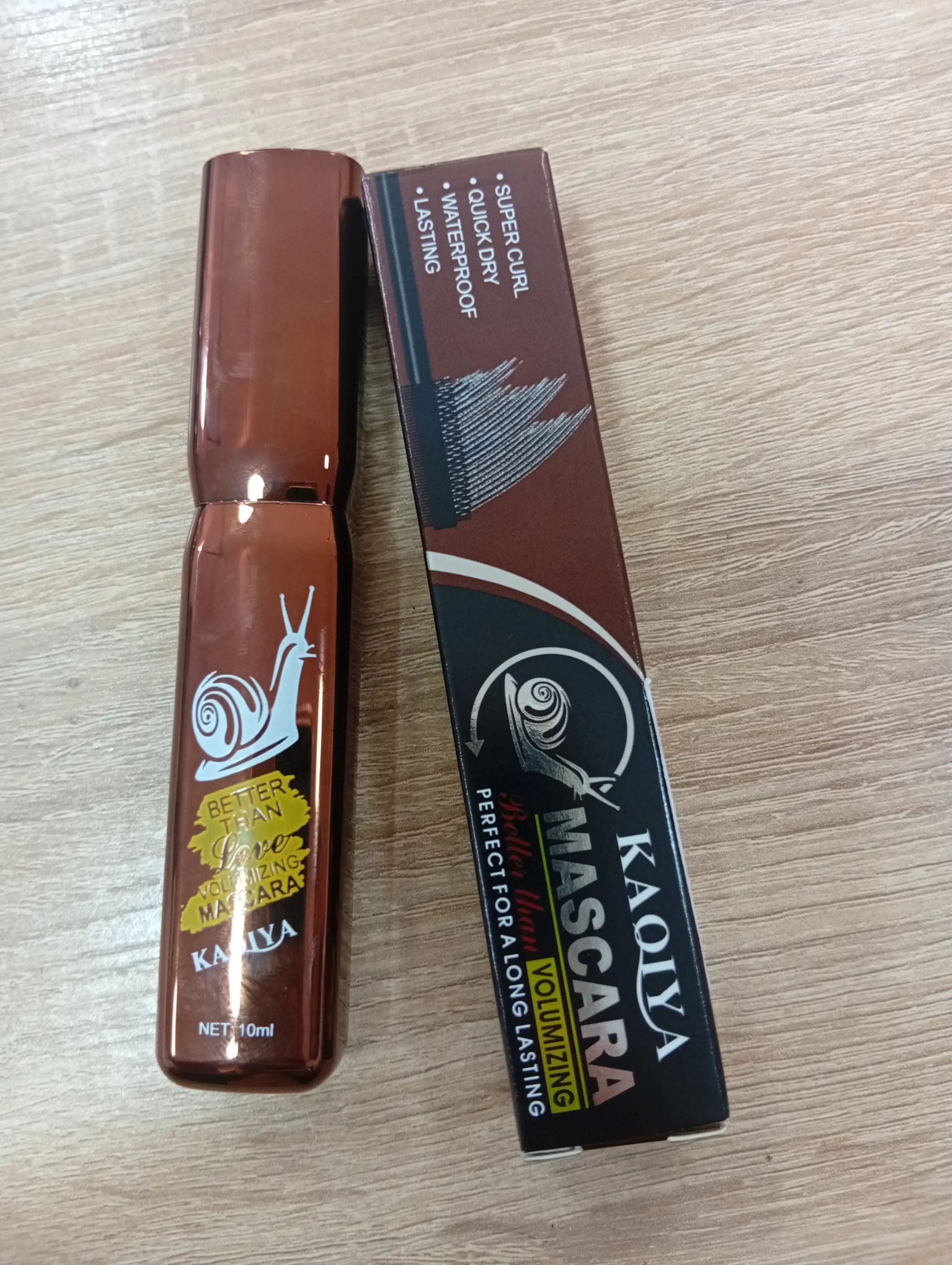 KAQIYA Volumizing Mascara — объемная водостойкая тушь для ресниц (10 мл)