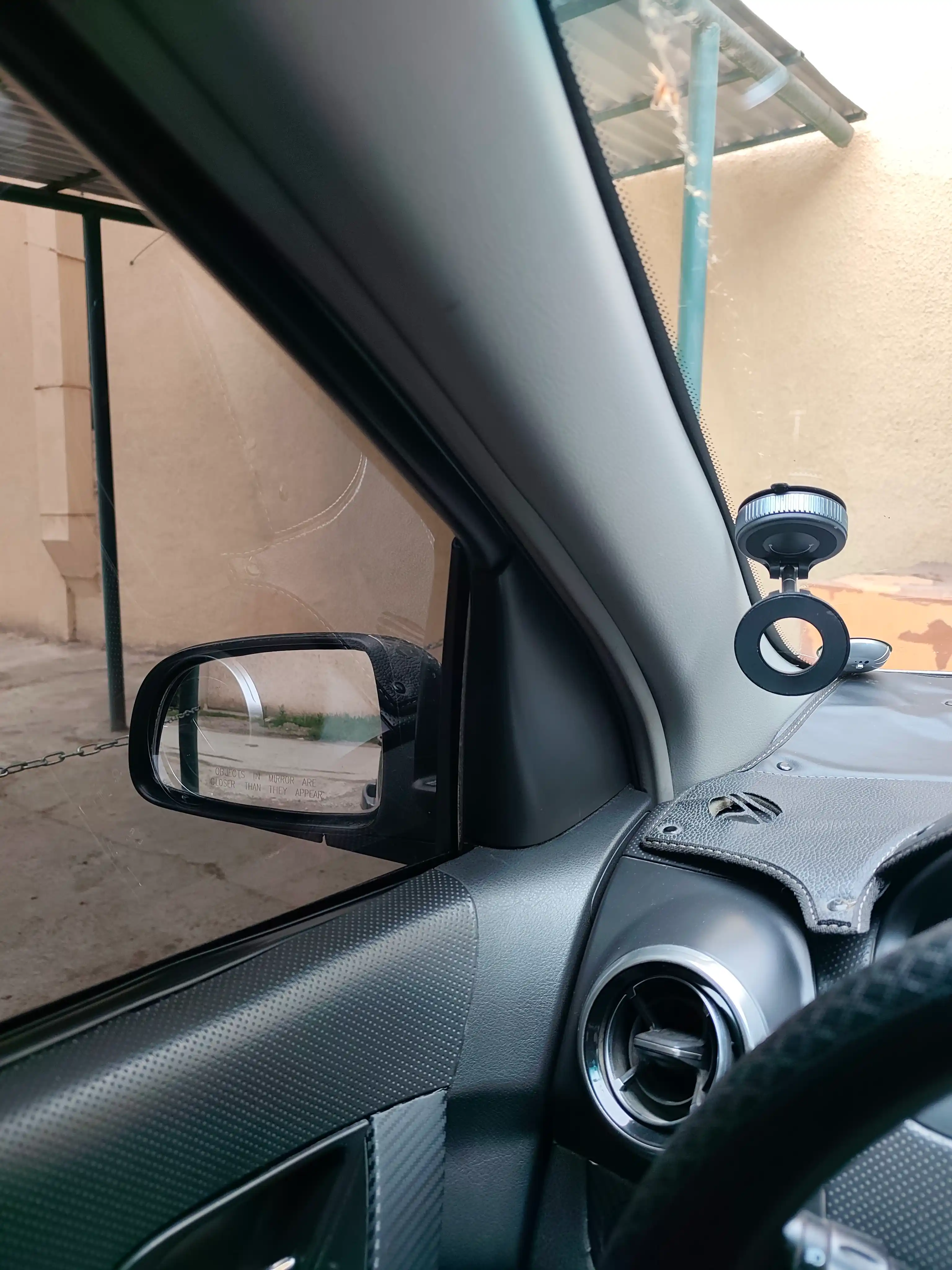 360° ga sozlanadigan so‘rg‘ichli telefon uchun vakuumli magnitli mahkamlagich