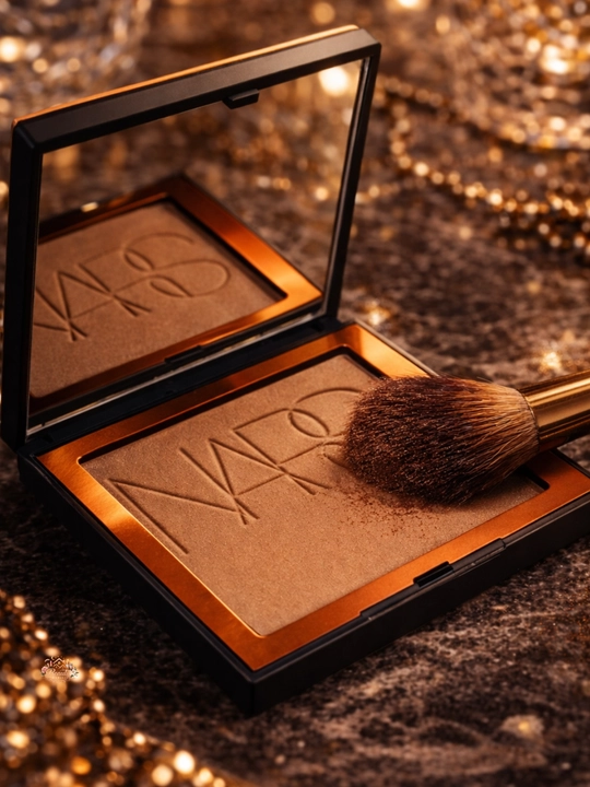 NARS Laguna 00 Bronzing Powder, yorqinlik va kontur uchun, tabiiy bronza effekti