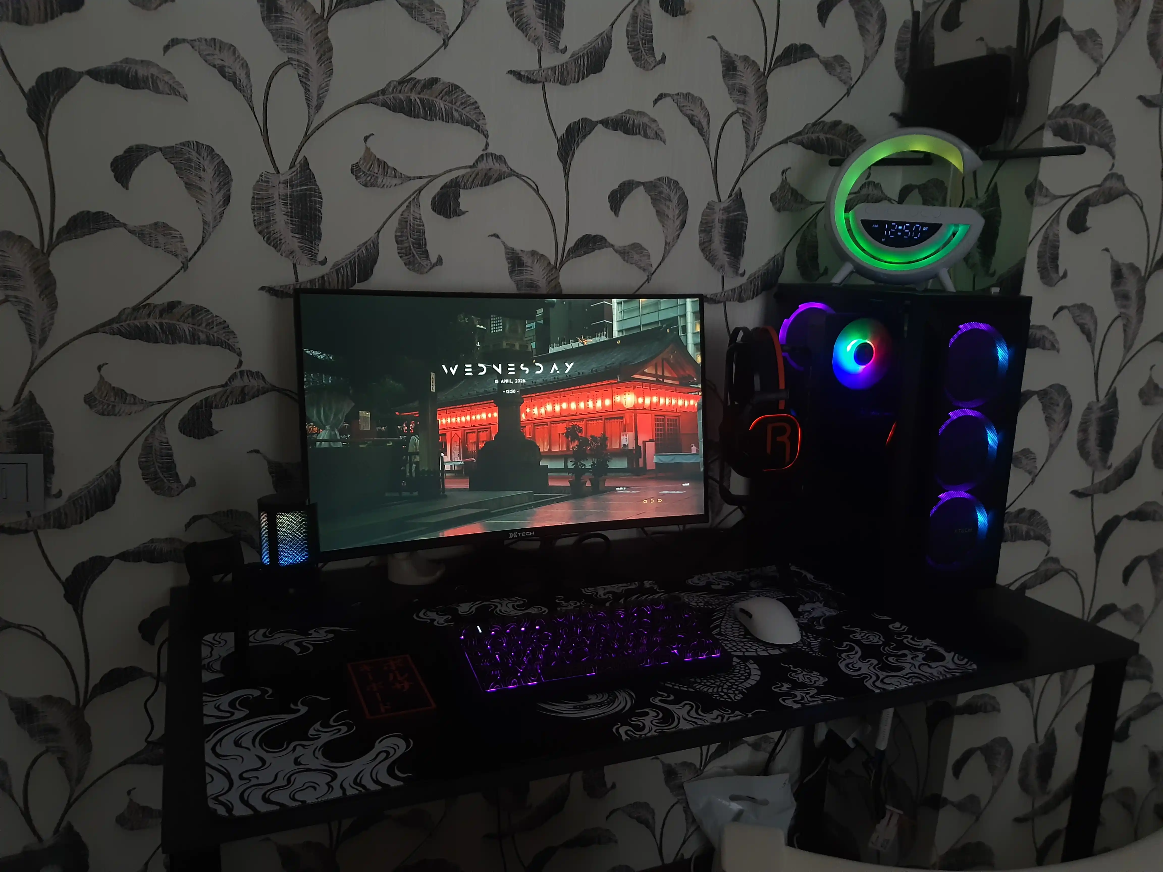 Игровой конденсаторный RGB микрофон ME6S со стойкой, шок-маунтом и поп-фильтром
