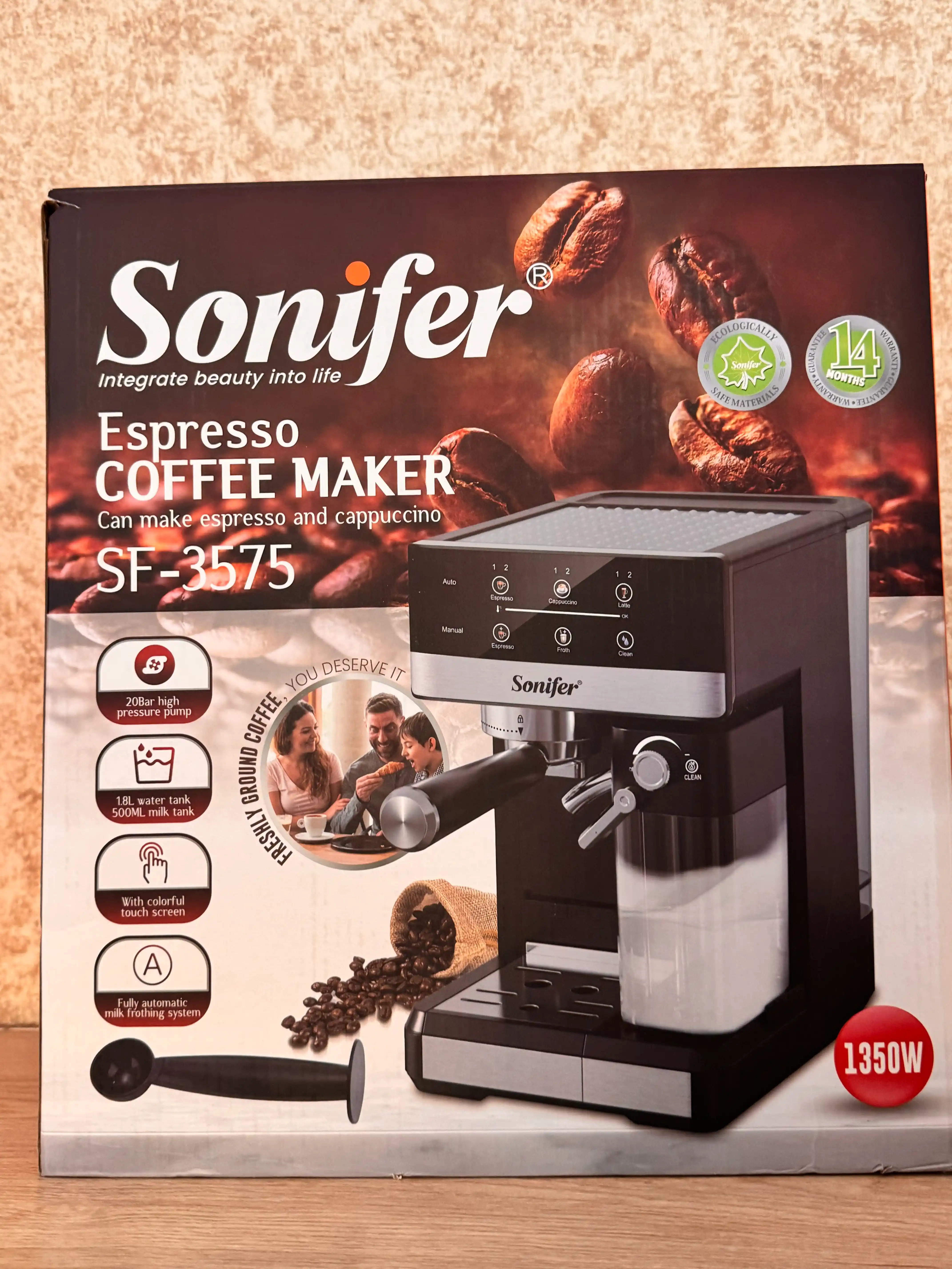 Кофемашина Sonifer с автоматическим капучинатором, давления 20 бар, мощность 1350 вт