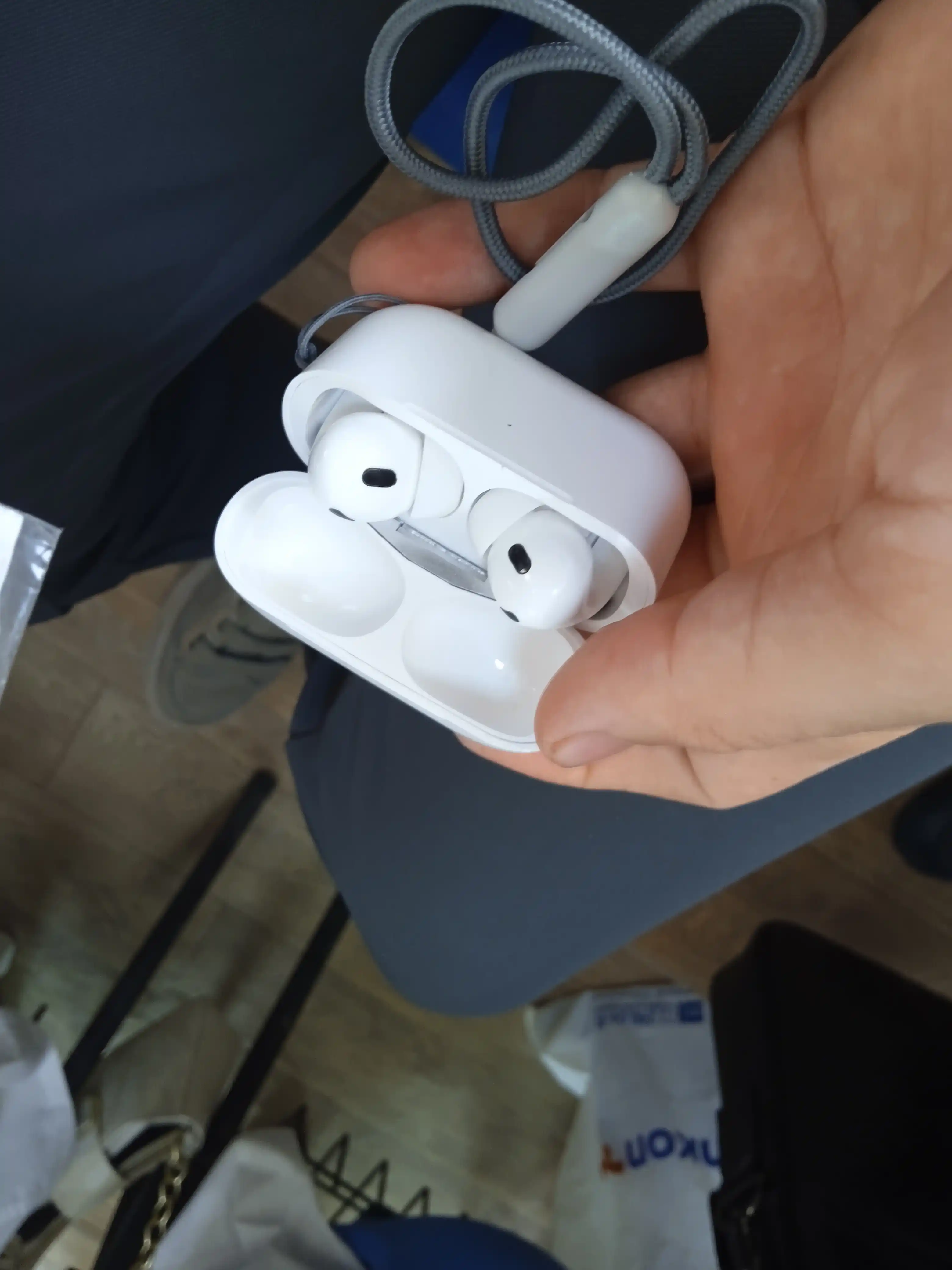 Simsiz quloqchinlar, A Pods pro 2