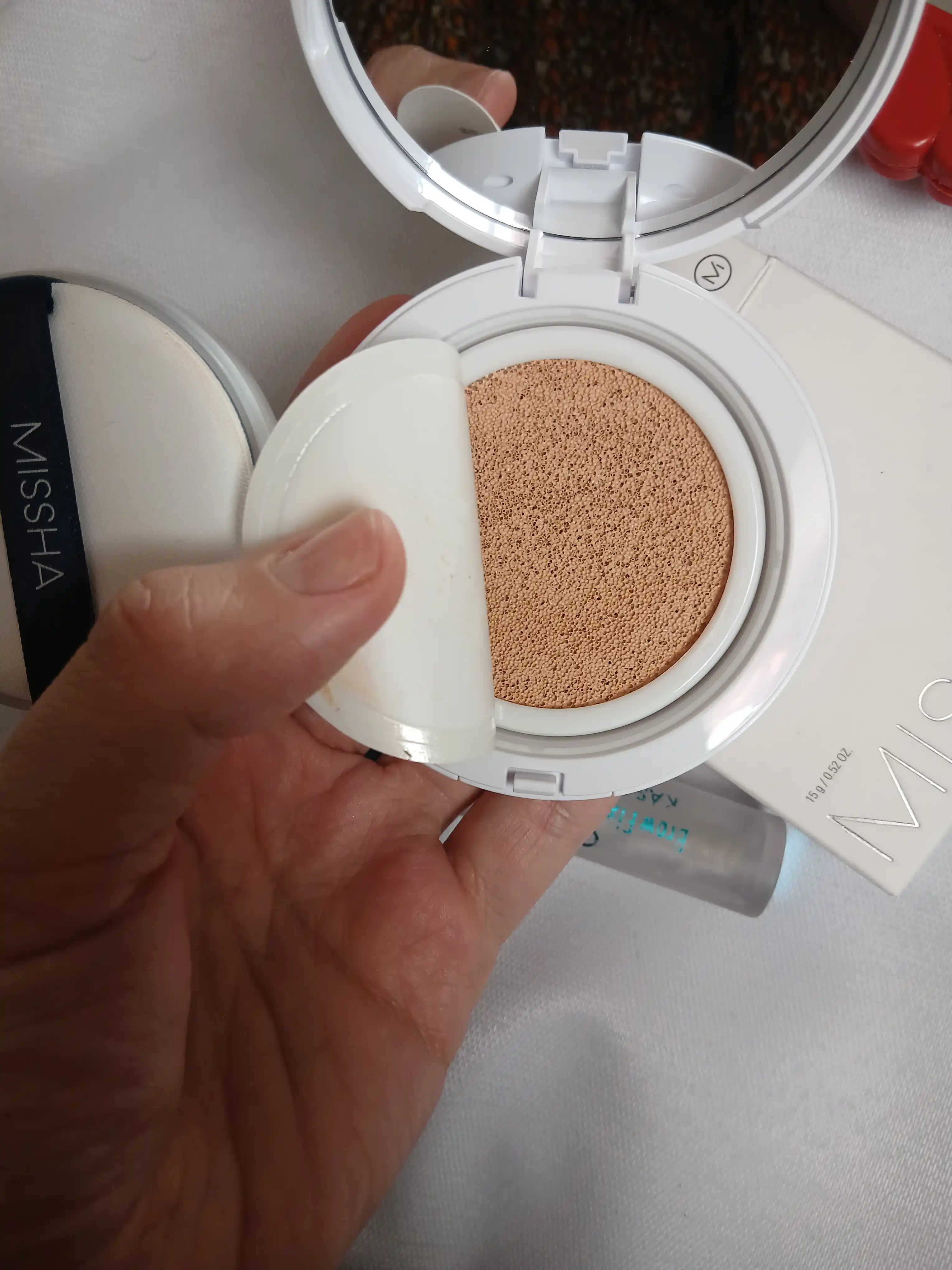 Namlovchi tonal yostiqcha Missha Magic Cushion Moist Up SPF50+ PA+++