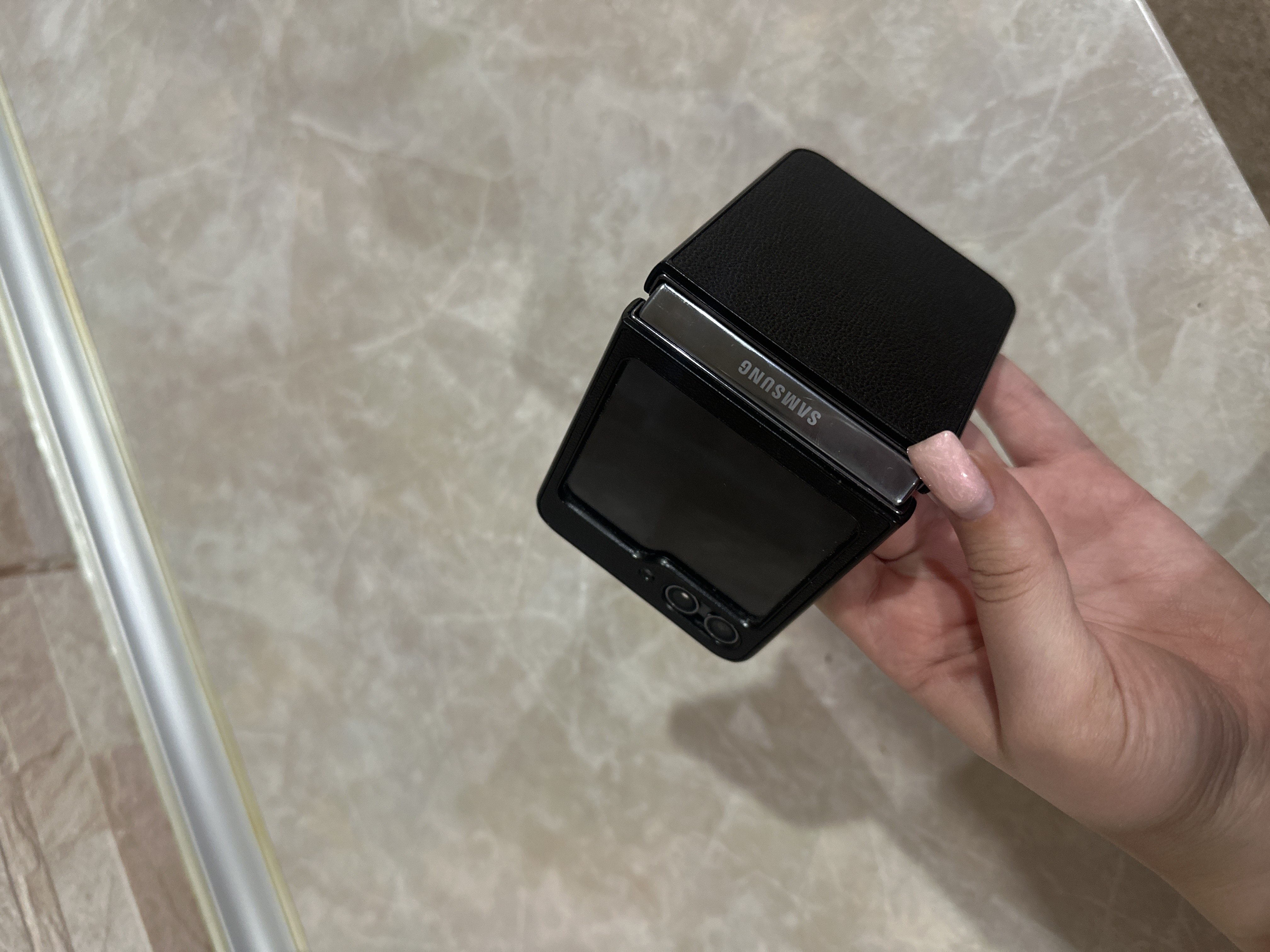 Кожаный чехол на Samsung Z flip 3/4/5
