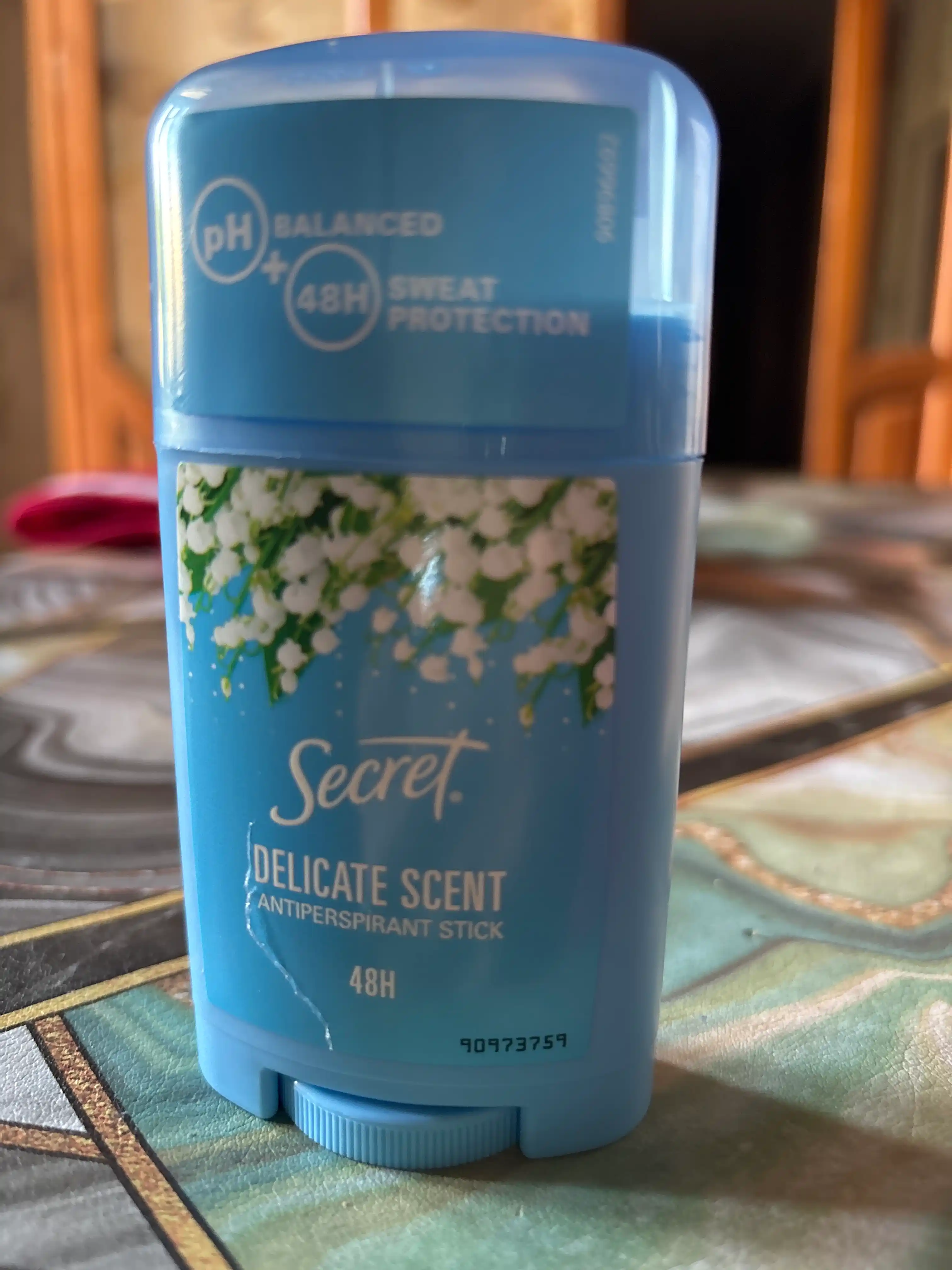 Антиперспирант-стик Secret Delicate, женский, твердый, 40 мл, 48 ч защиты