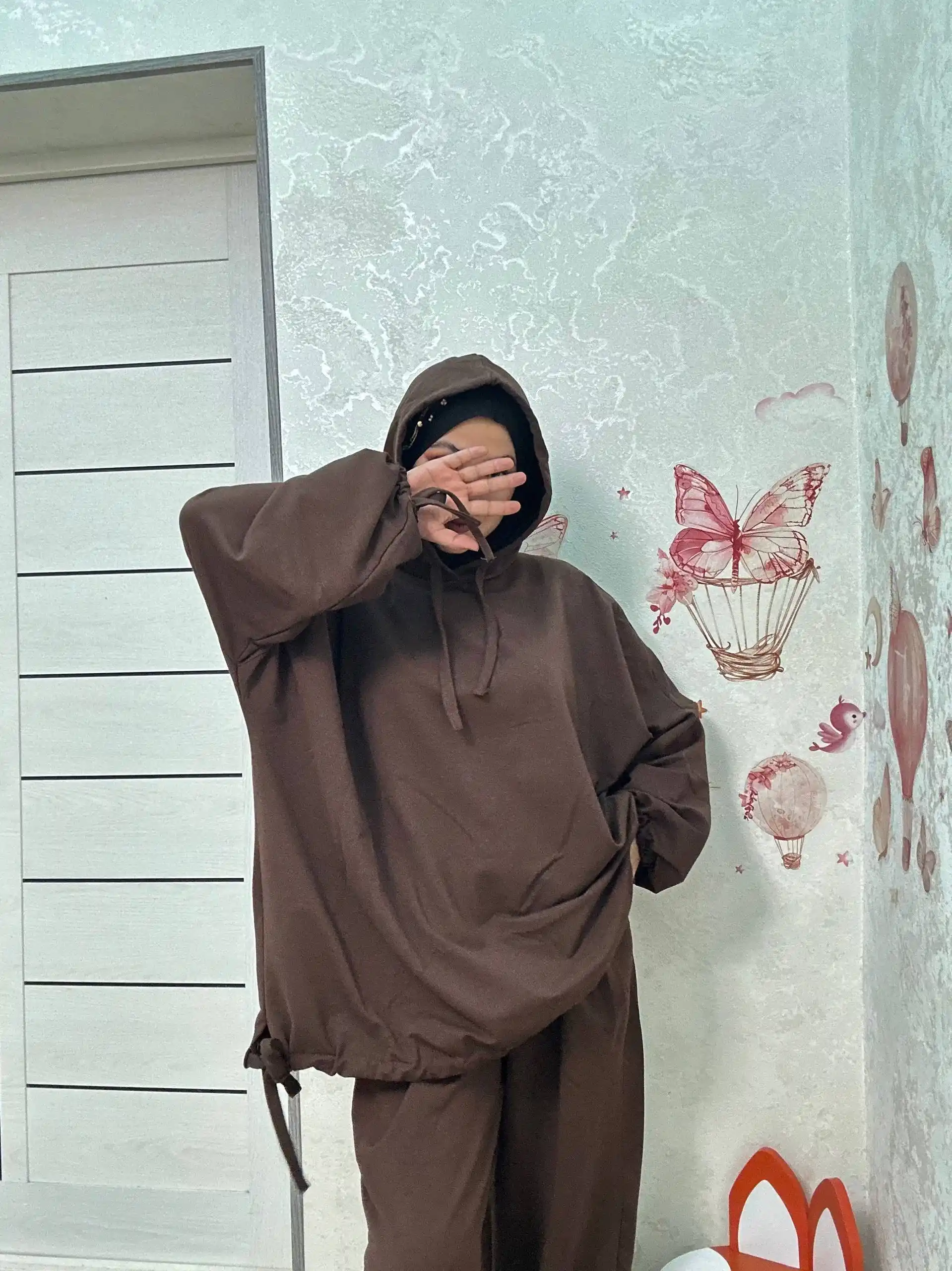 Ayollar sport kostyumi ikki qismli, hudi va jogger shim oversize, kundalik to‘plam