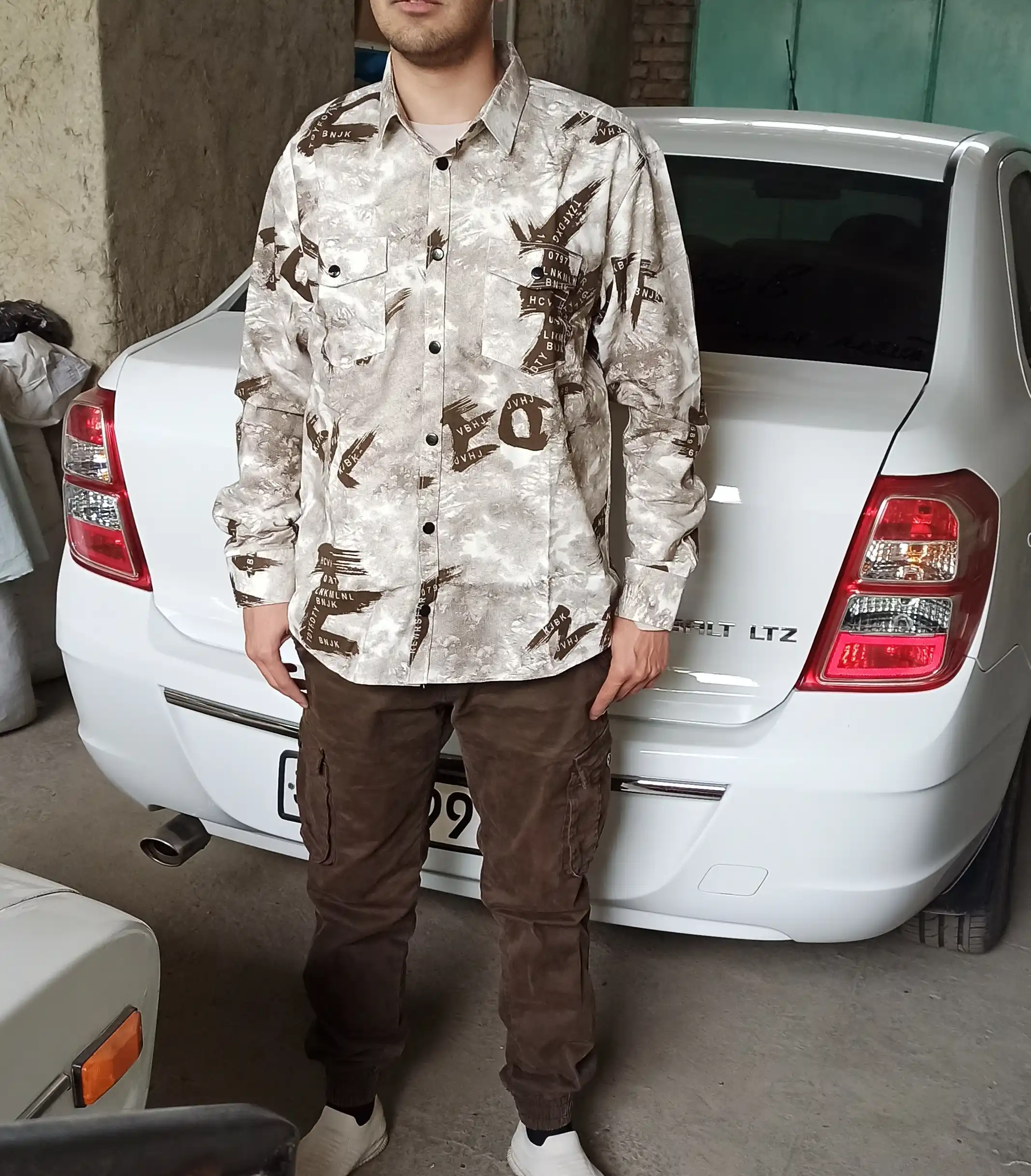 Erkaklar ko'ylagi, belga yopishgan, printli Slim Fit
