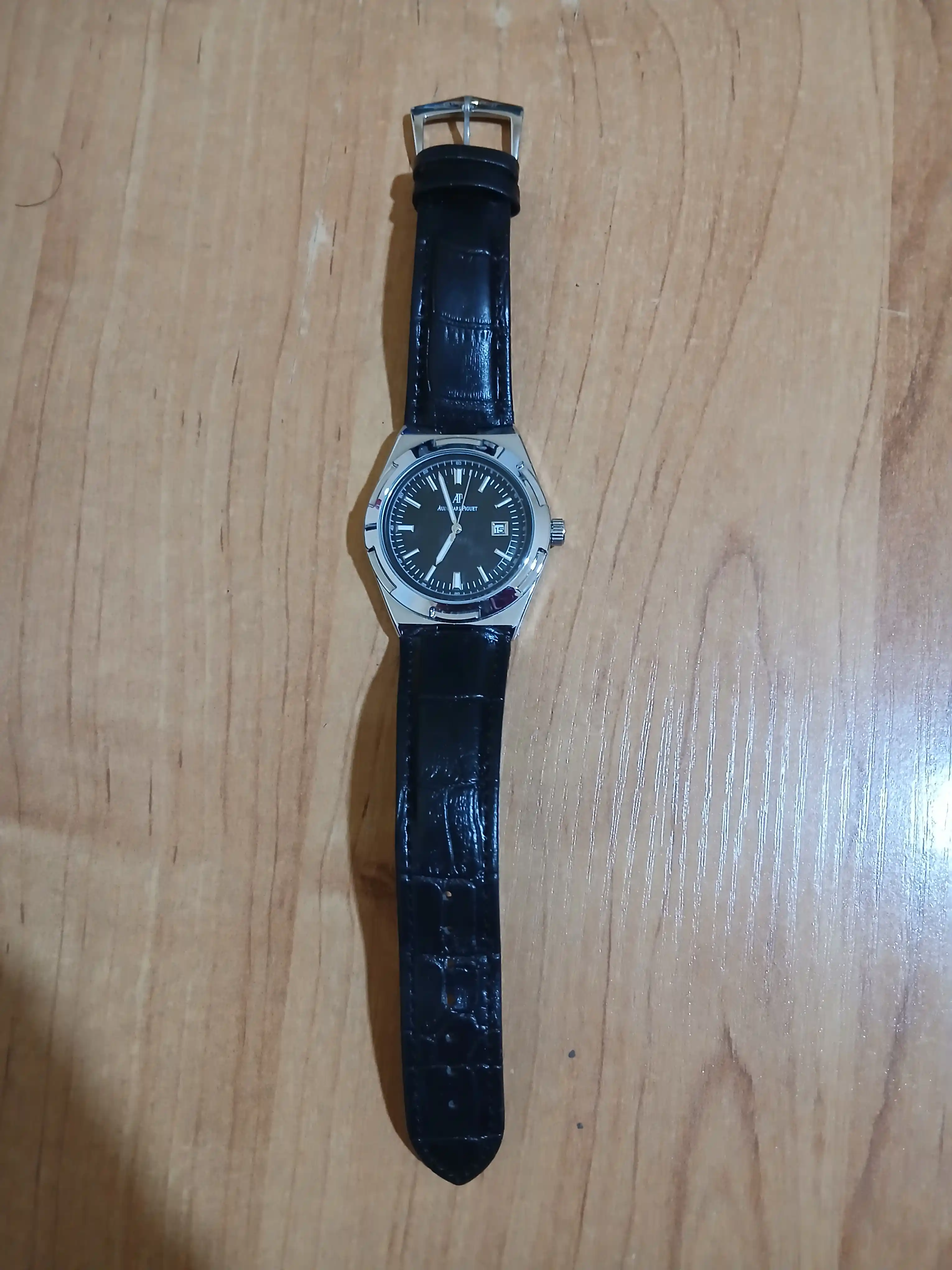 Audemars Piguet erkaklar uchun klassik qo‘l soati, taqvimli, kvarts mexanizm