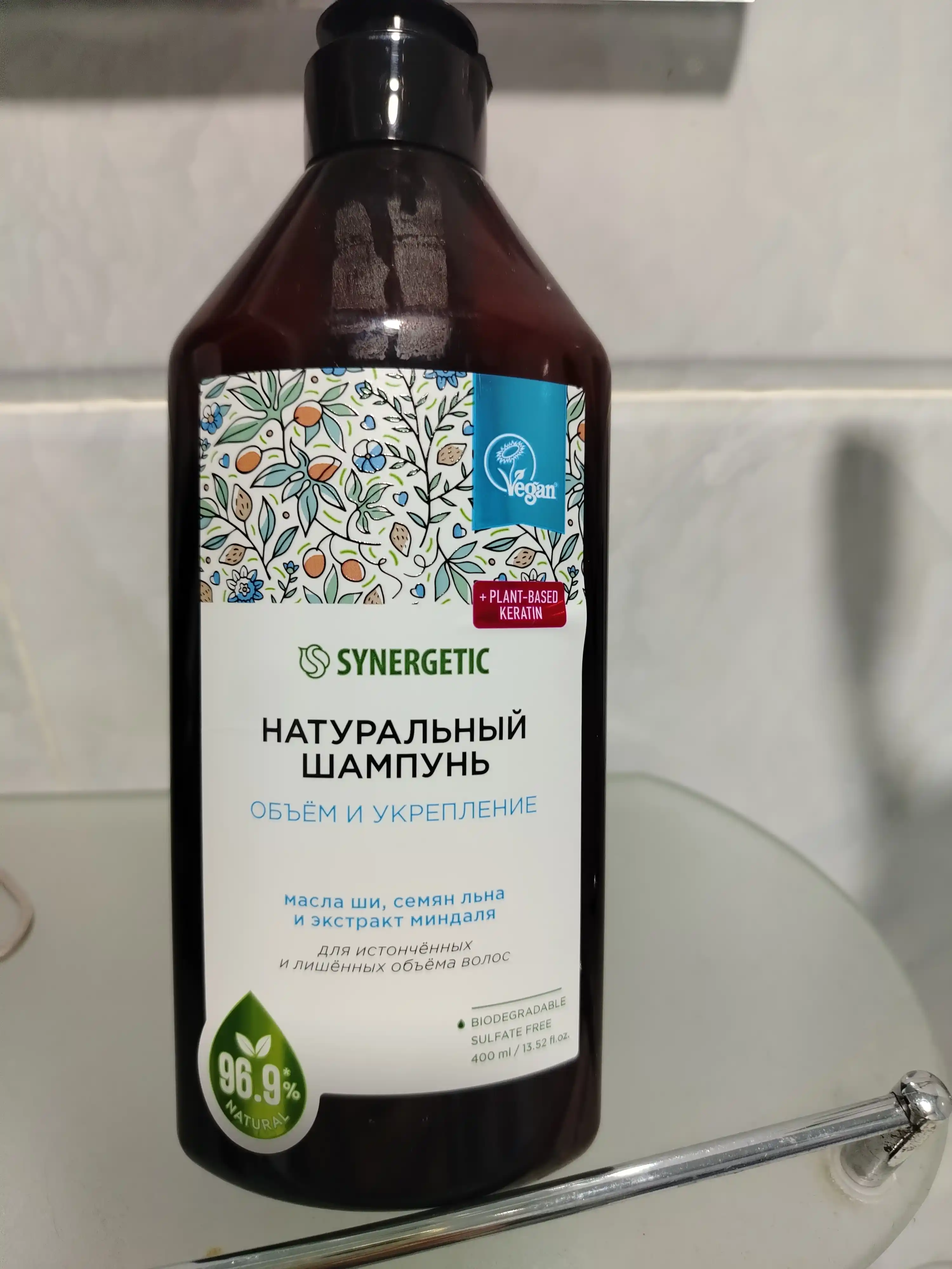 Sulfatsiz shampun SYNERGETIC "Soch hajmini va mustahkamlovchi", 400 ml