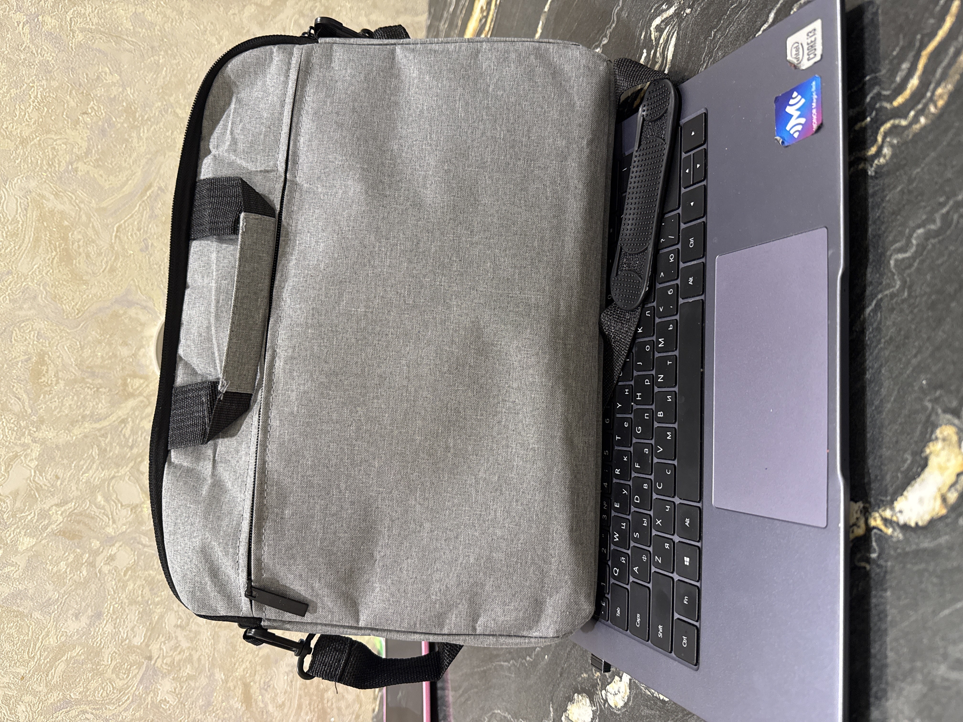 TechCarry Soft Мягкая сумка чехол для ноутбука с ручкой