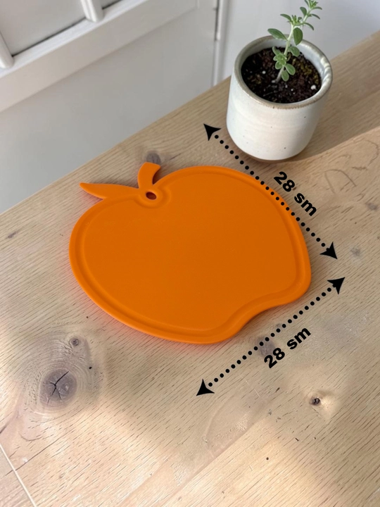 Plastmassa kesish taxtasi, oshxona olmasi, mahsulotlarni kesish uchun mo‘ljallangan