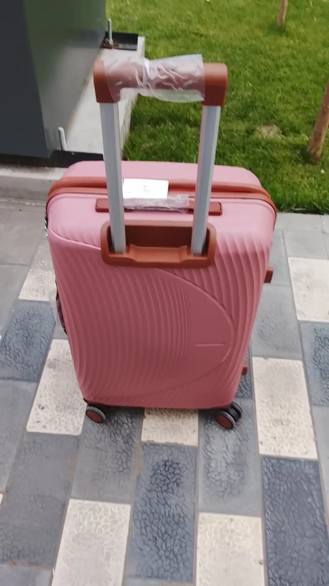 Chamadon qulfli, 360° aylanadigan g'ildirakli