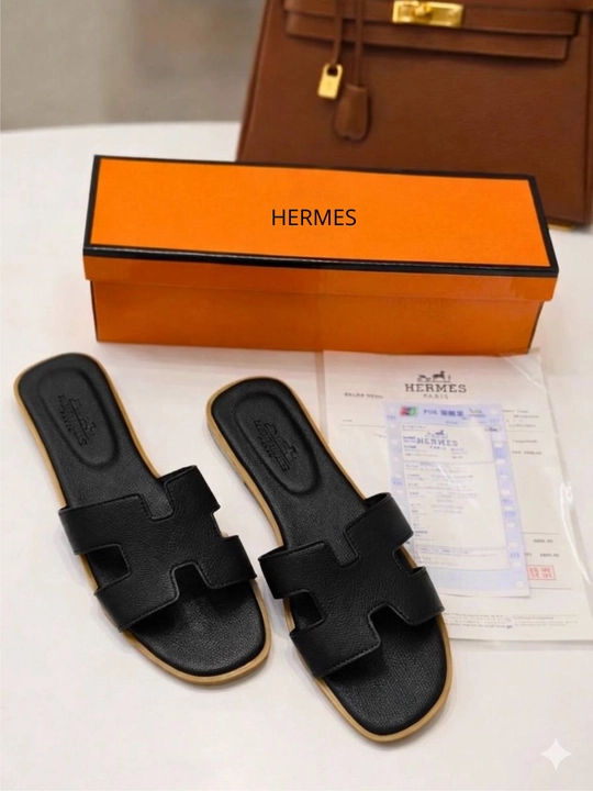Женские и девичьи шлёпанцы Hermess. В комплекте коробка и документы - 