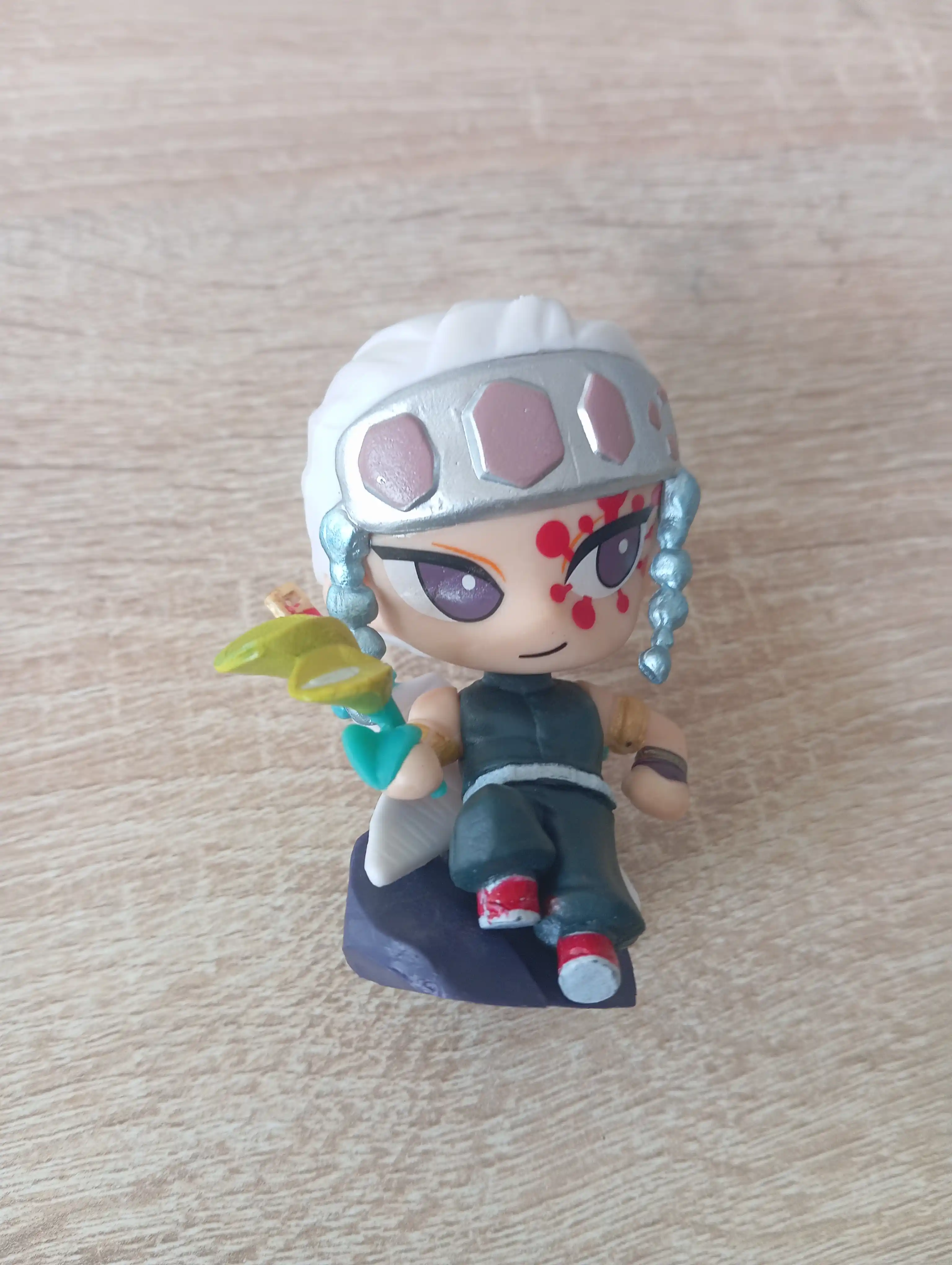 Demon Slayer kolleksion figurkalar to‘plami, syurpriz quti
