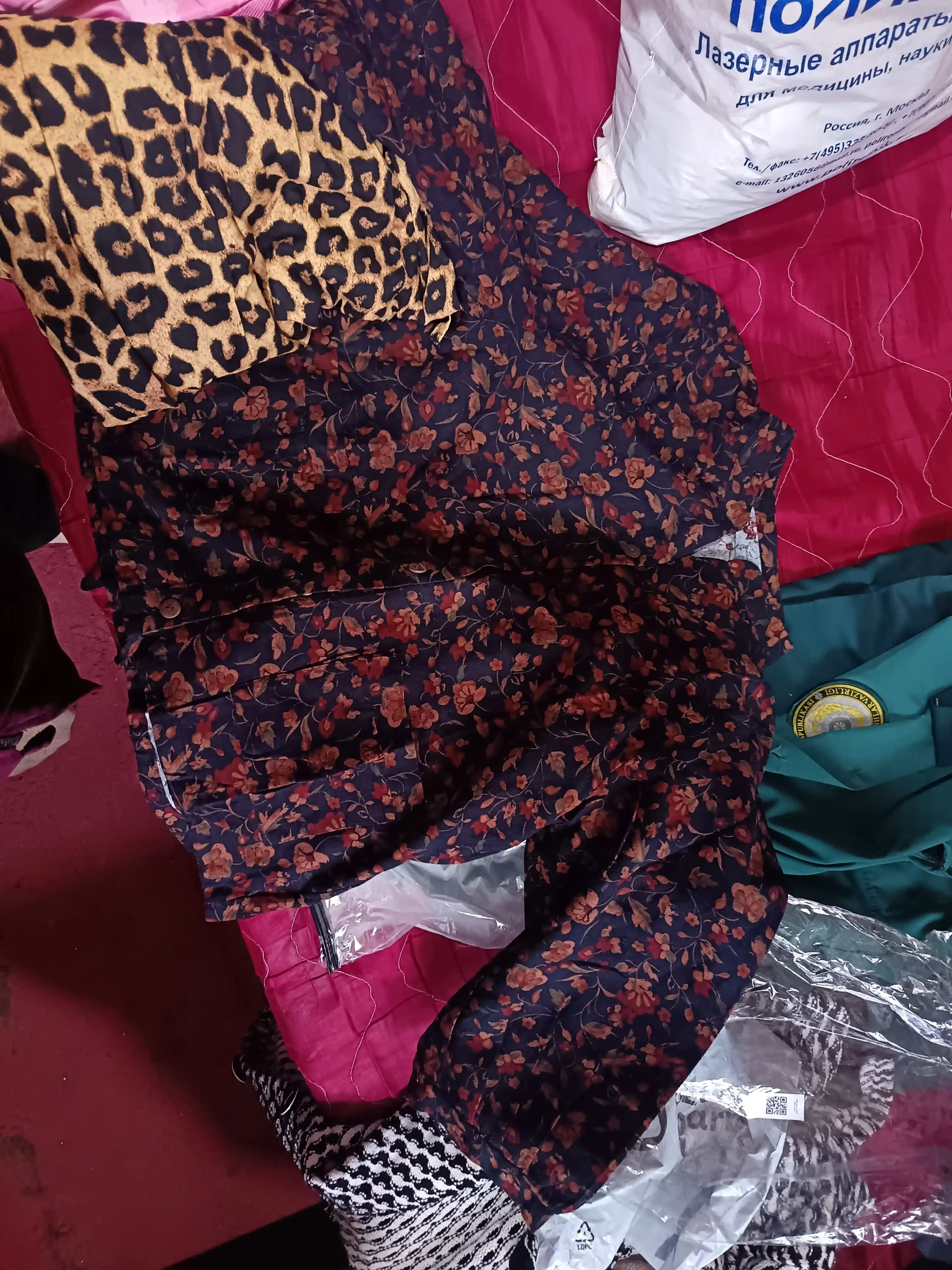 Ayollar dvoyka kostyumi oversize 2v1 paxta 100% 48–56 rubashka va yubka cho‘ntakli, yozgi