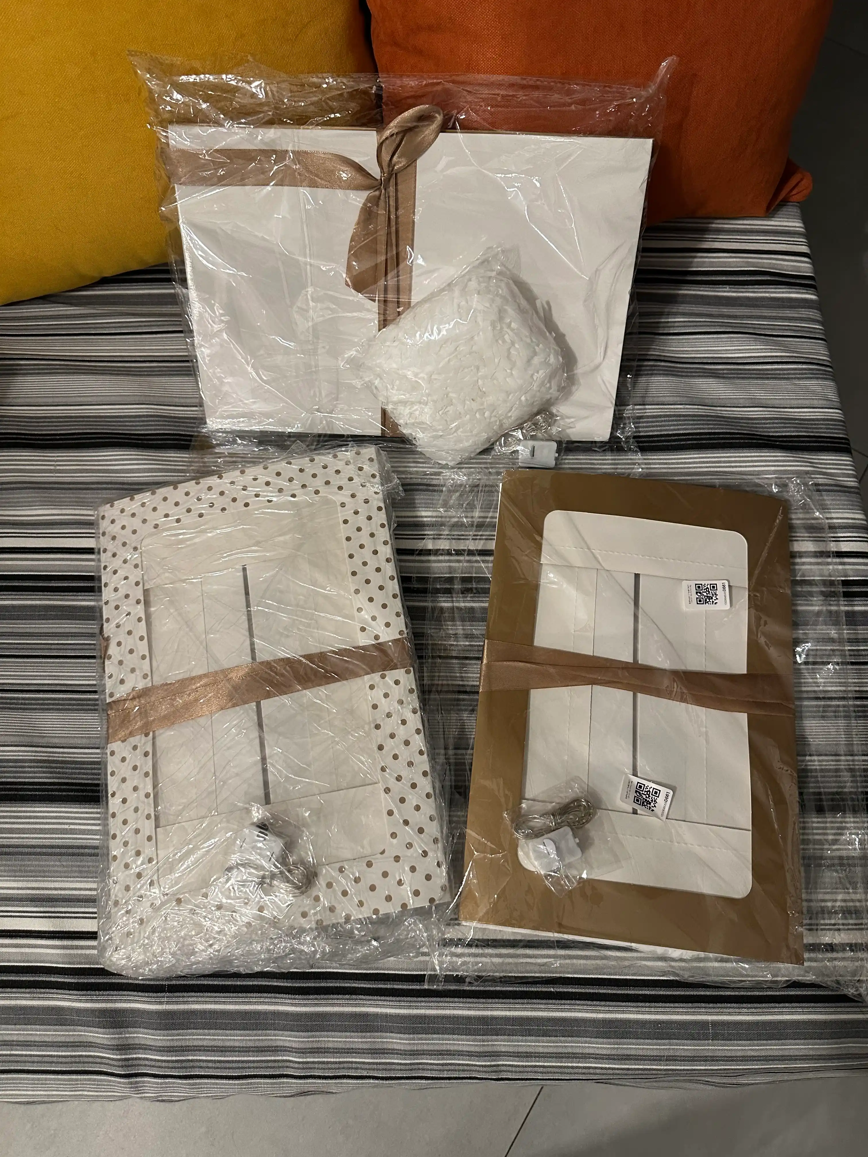 Bayramona sovg'a qutisi, Sovg`a karopka, sovg`a paket, kraft paket, padarka paket