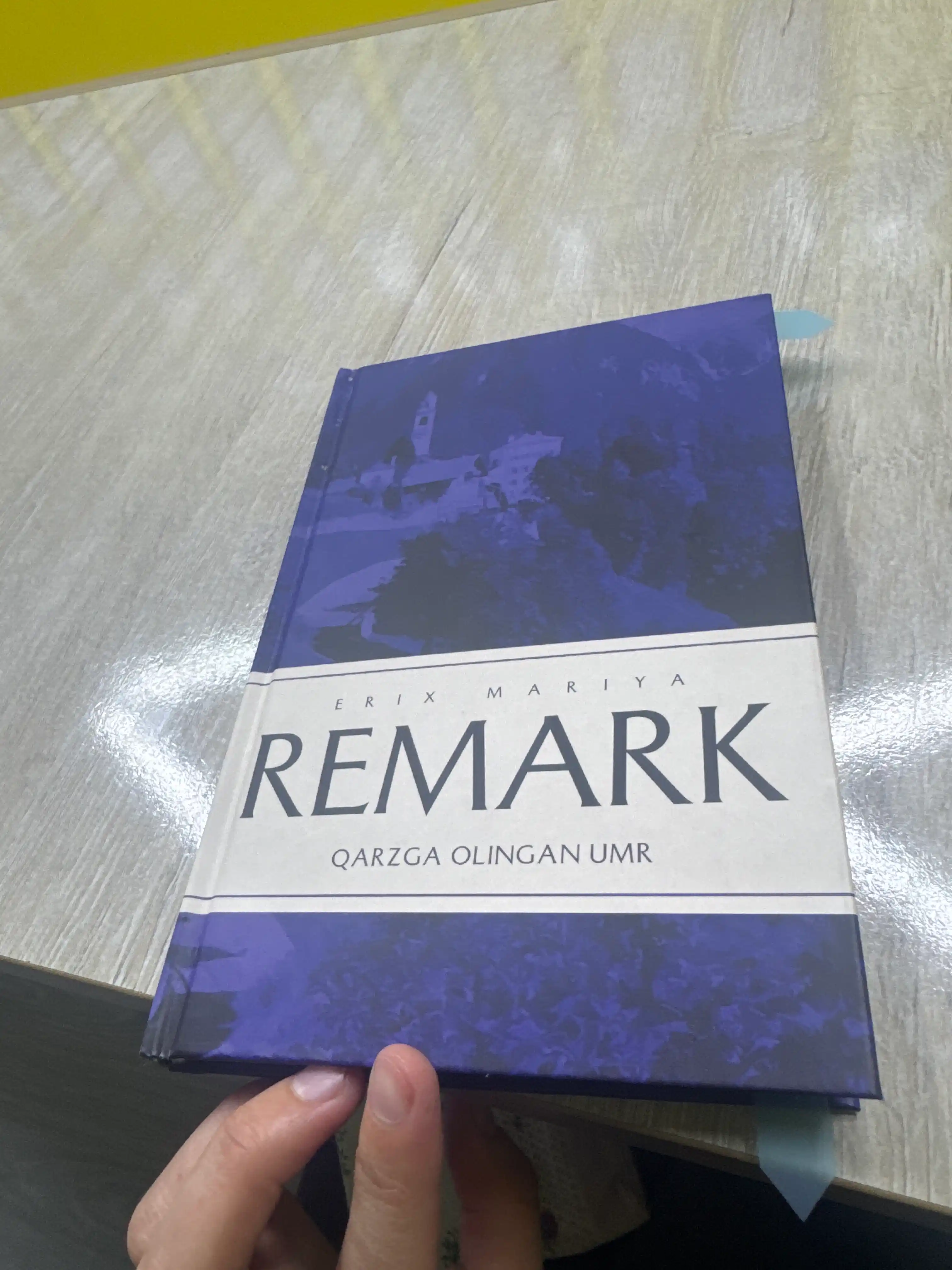 Qarzga olingan umr, Erix Mariya Remark