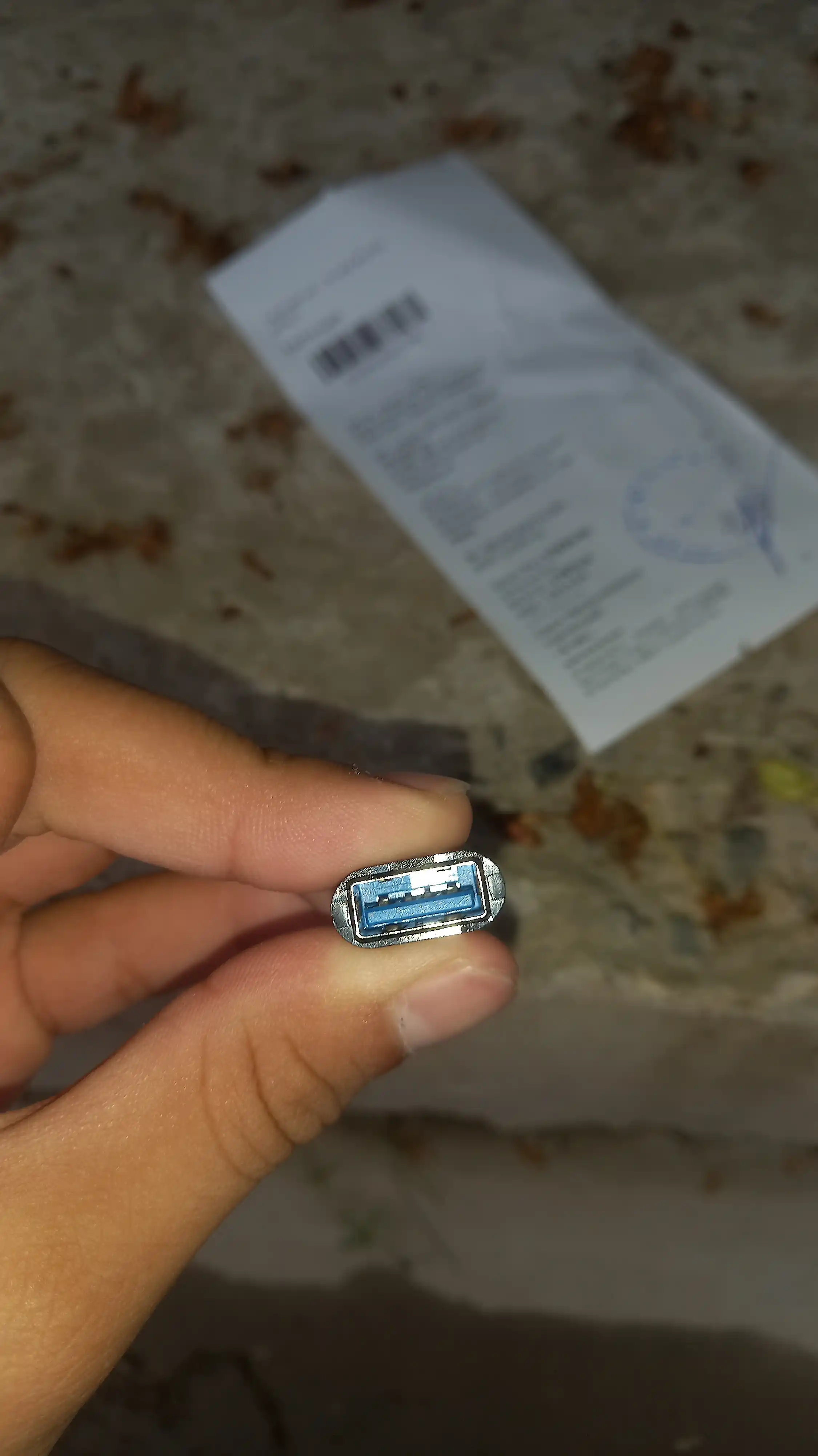 USB Type-C, USB Micro va USB Lightning adapteri