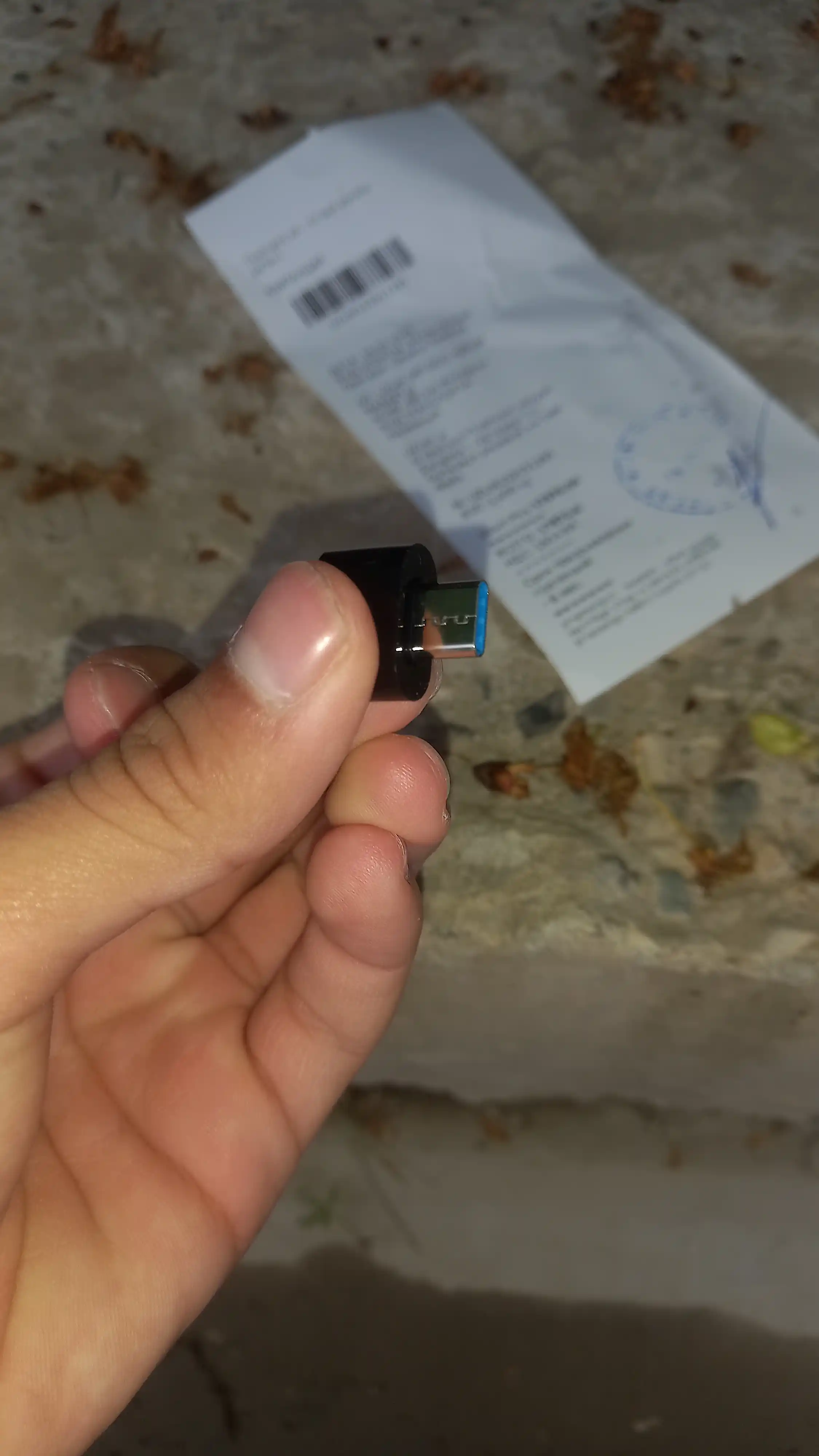 USB Type-C, USB Micro va USB Lightning adapteri