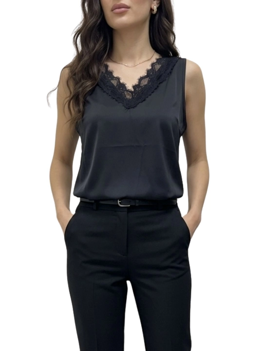 Ayollar uchun ipak (sholk) top – nafis va universal basic