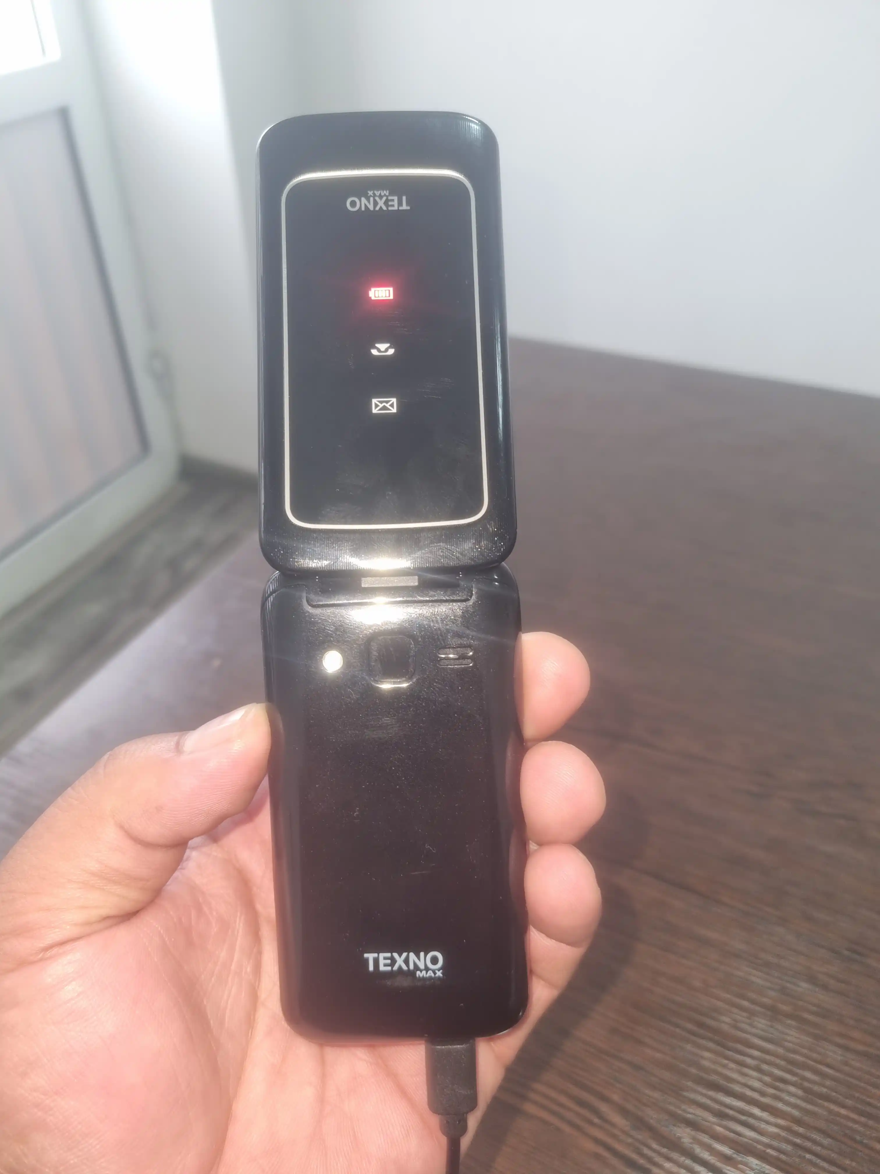 Кнопочный телефон Texno Max 22S