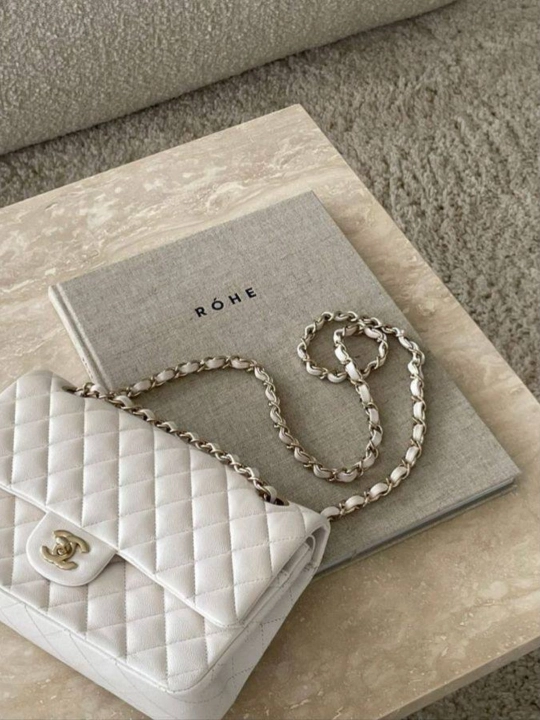 Chanel uslubidagi ayollar yelkama-sumkasi, mini Chanel debriyaj sumkasi