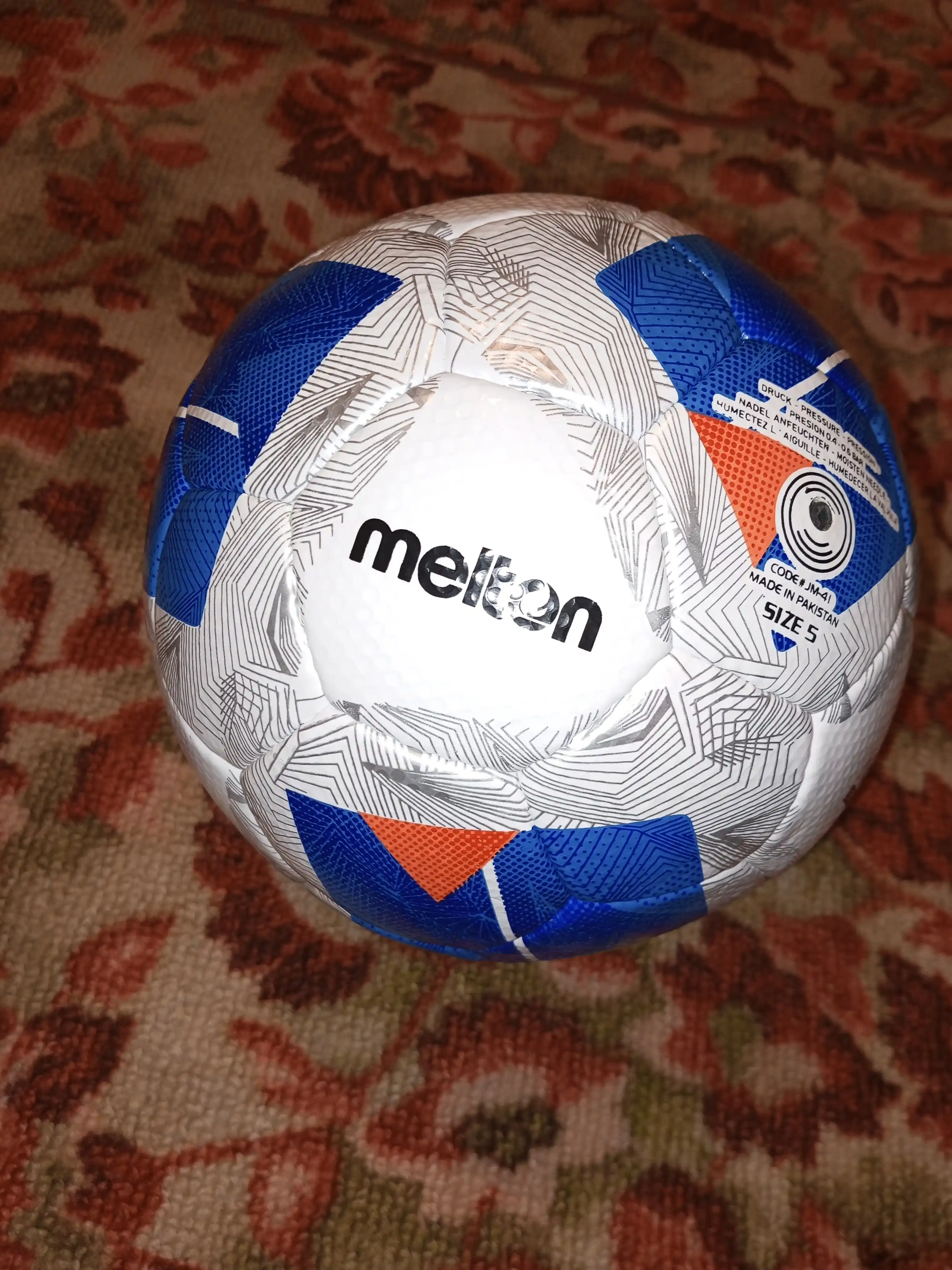 Molten professional futbol to‘pi, 5-o‘lcham
