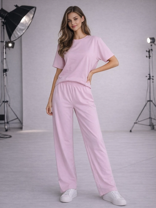 Ayollar uchun zamonaviy ikki qismli kostyumi – oversize va qulay modellar to`plami