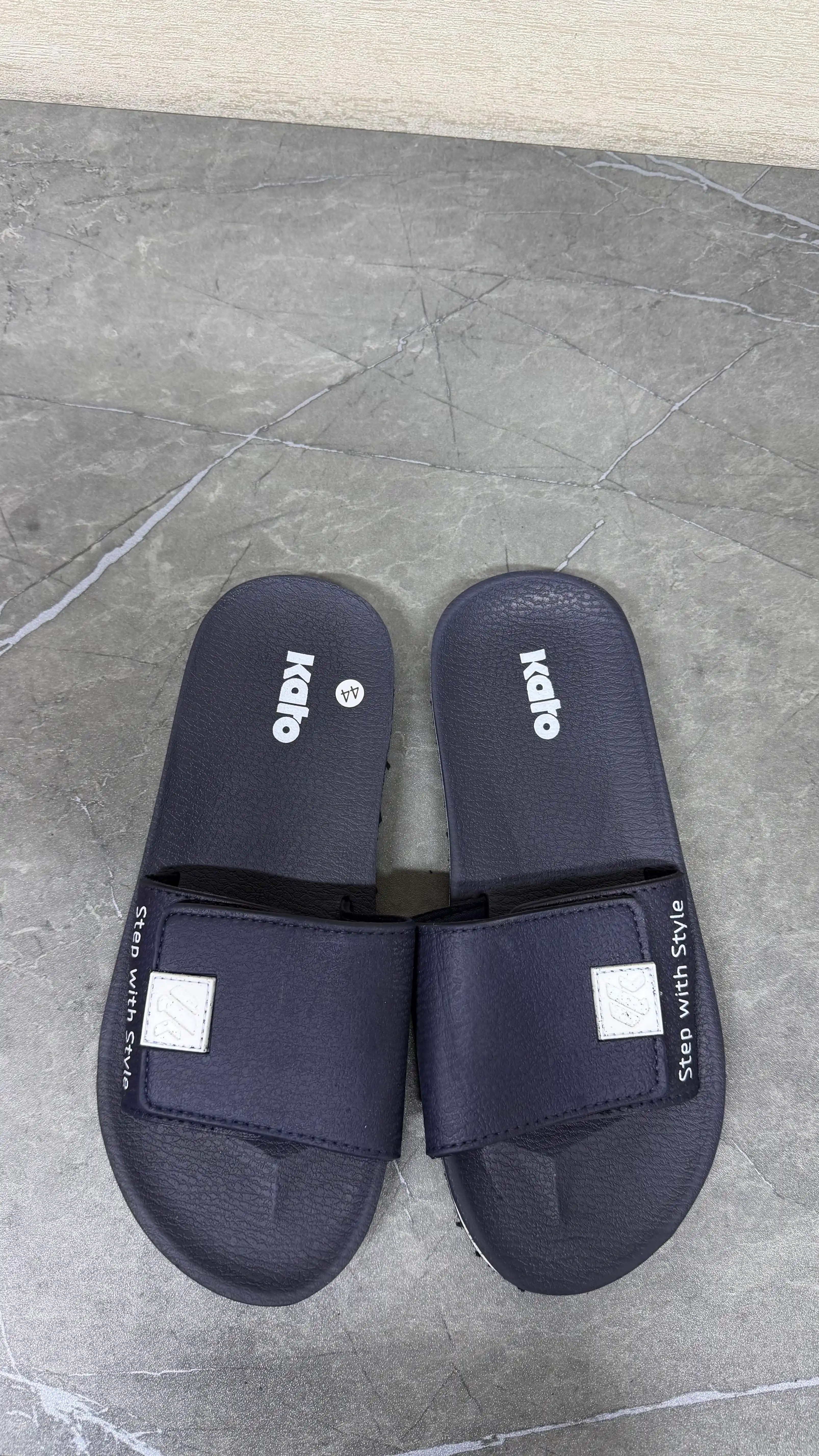 Erkaklar shippaklari, 40-44