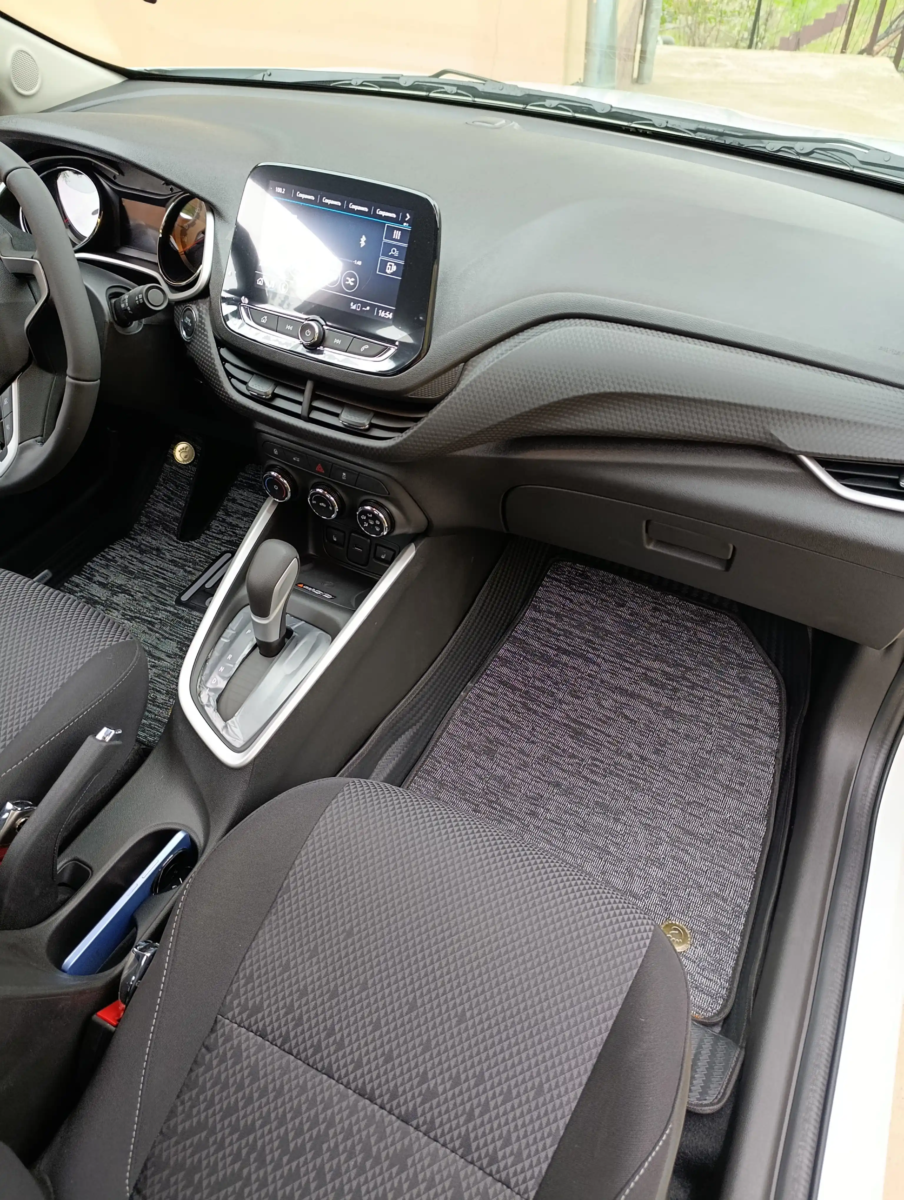 Коврики в салон автомобилей Chevrolet 7D, Damas,Onix, Matiz, Nexia, Epic, Captiva, Tracker