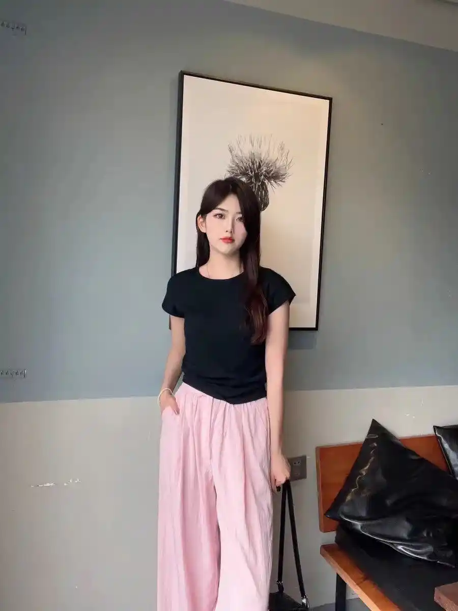 Qizlar uchun futbolka SKIMS