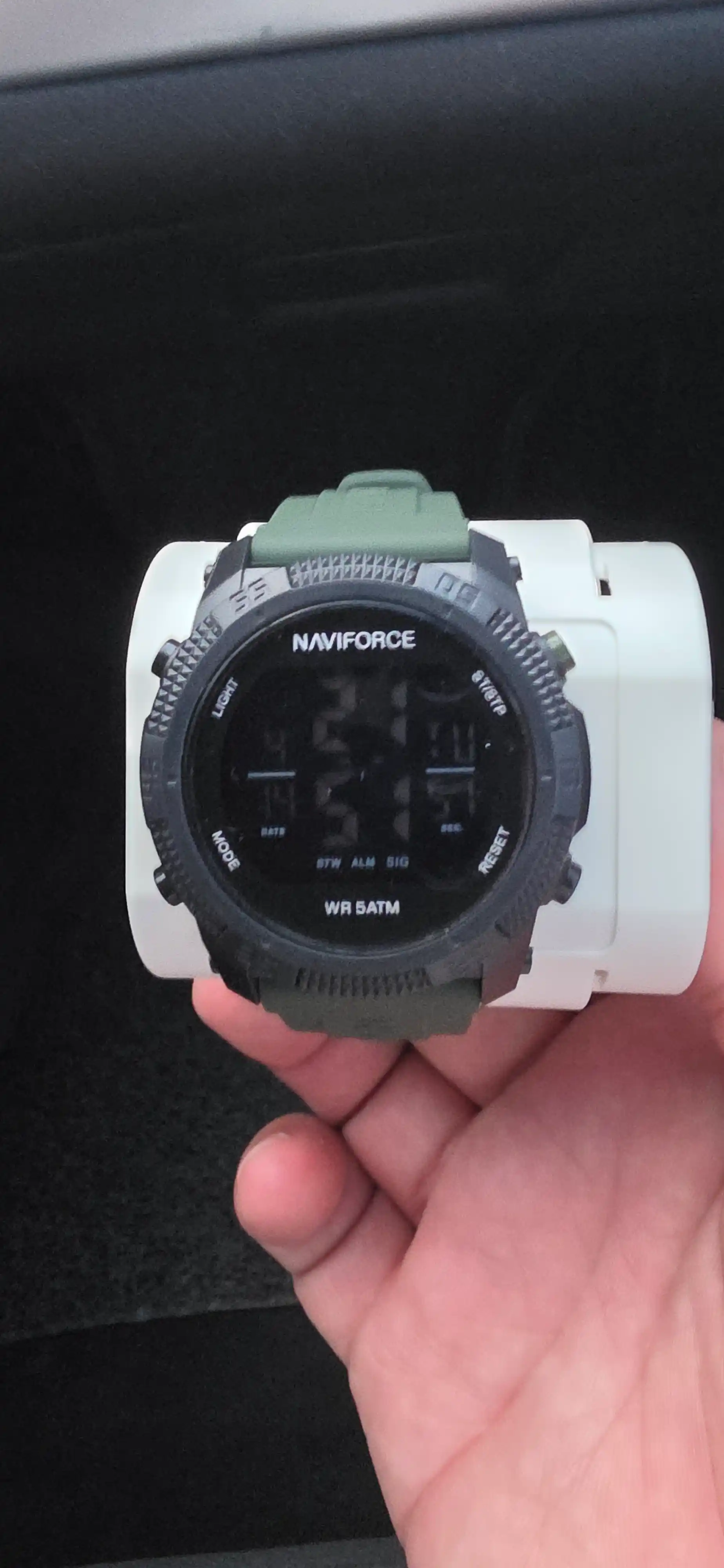 Часы наручные электронные Naviforce 7104