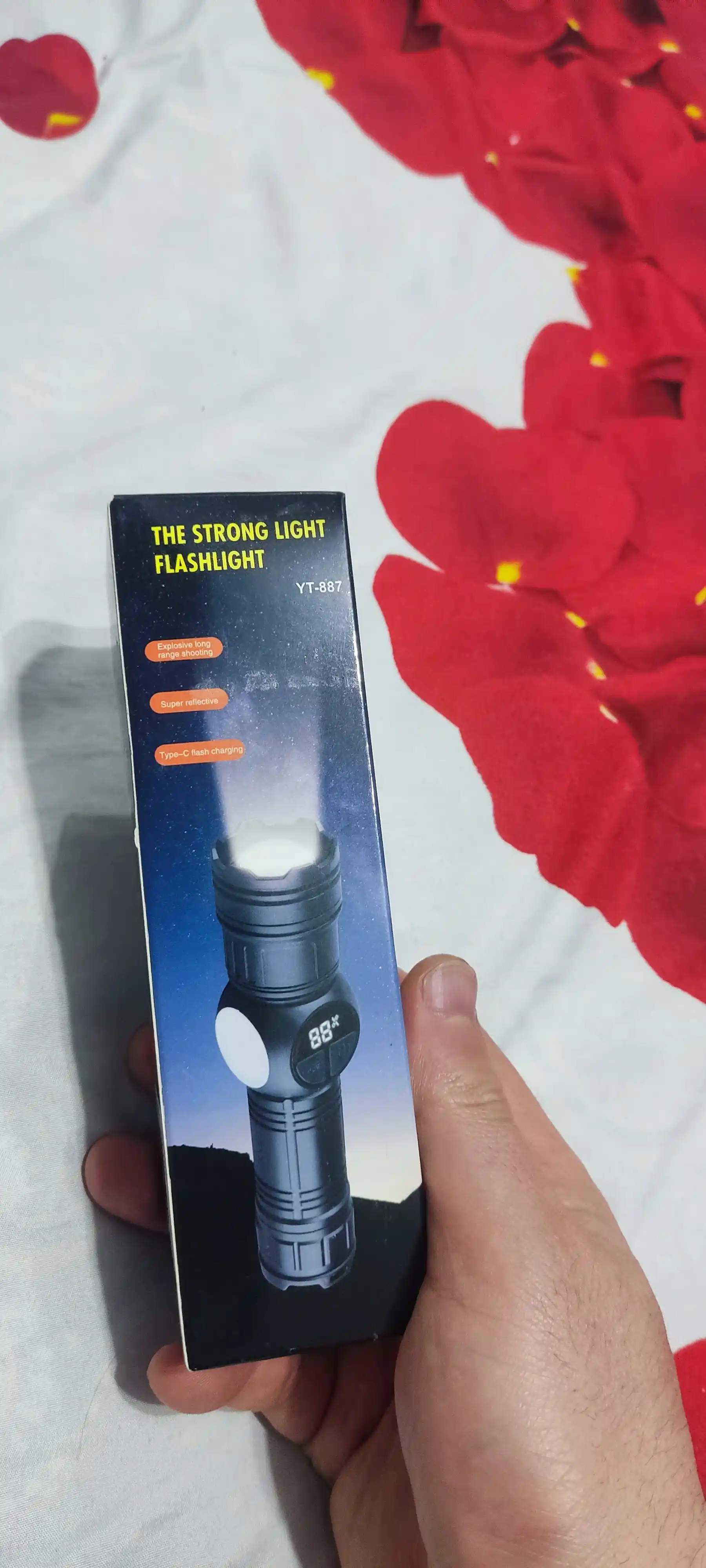 Fonar / bx-57 taktik chiroq ZOOM fokusi, USB-C zaryadlash va IPX6 suv himoyasi bilan