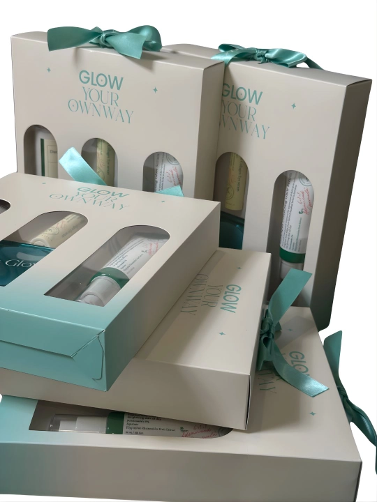 AXIS-Y Glow Your Own Way Set – набор для сияния и увлажнения кожи 4 в 1 - 