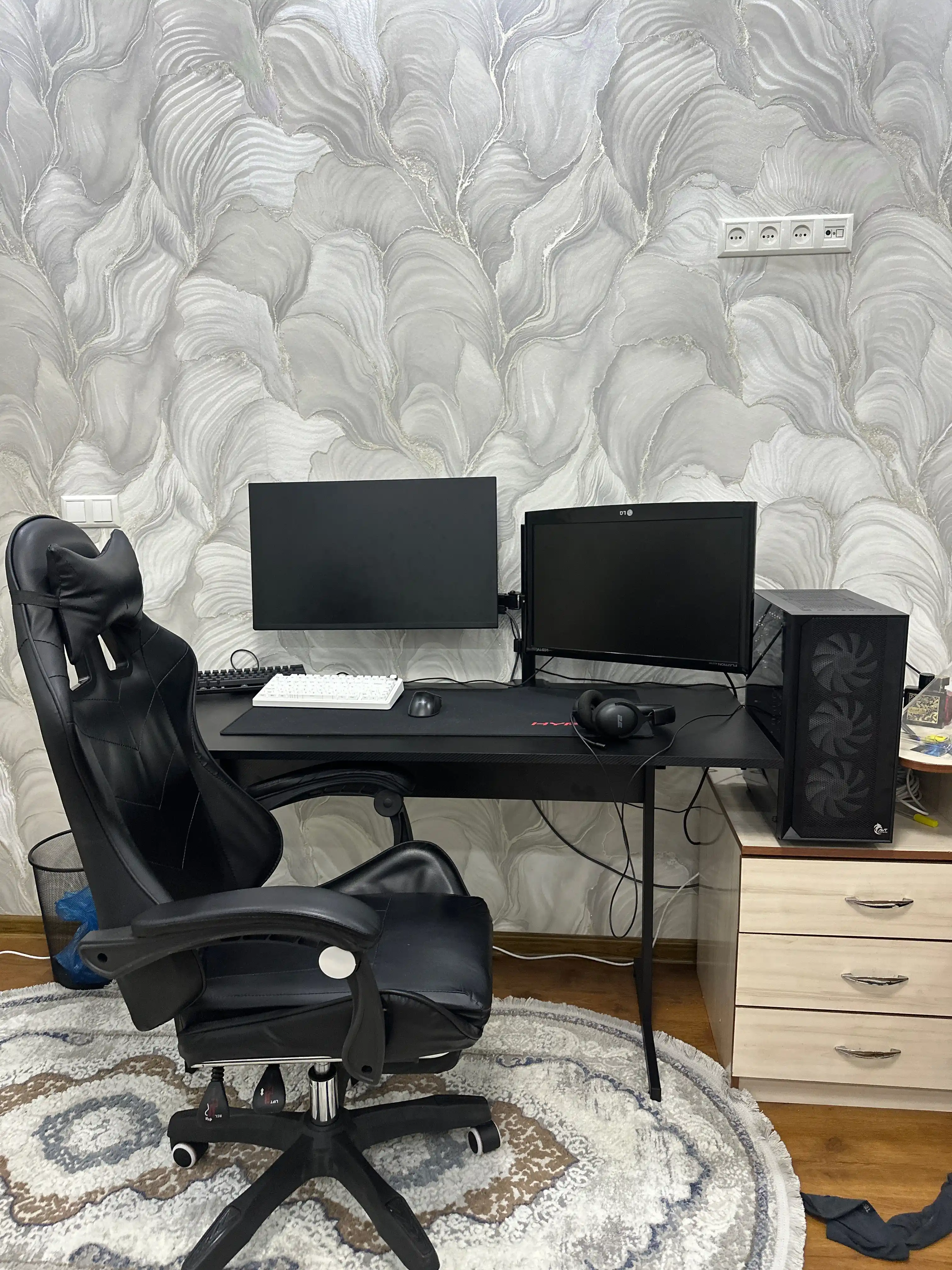Yozuv stoli ofis va maktab uchun, kompyuter va geyming stoli, 140×60CM