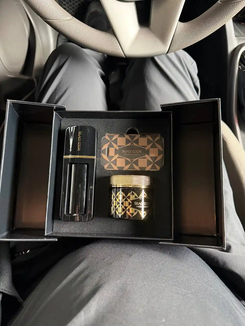 Ароматизатор для автомобиля, BLACK ODOR с 3 аромата
