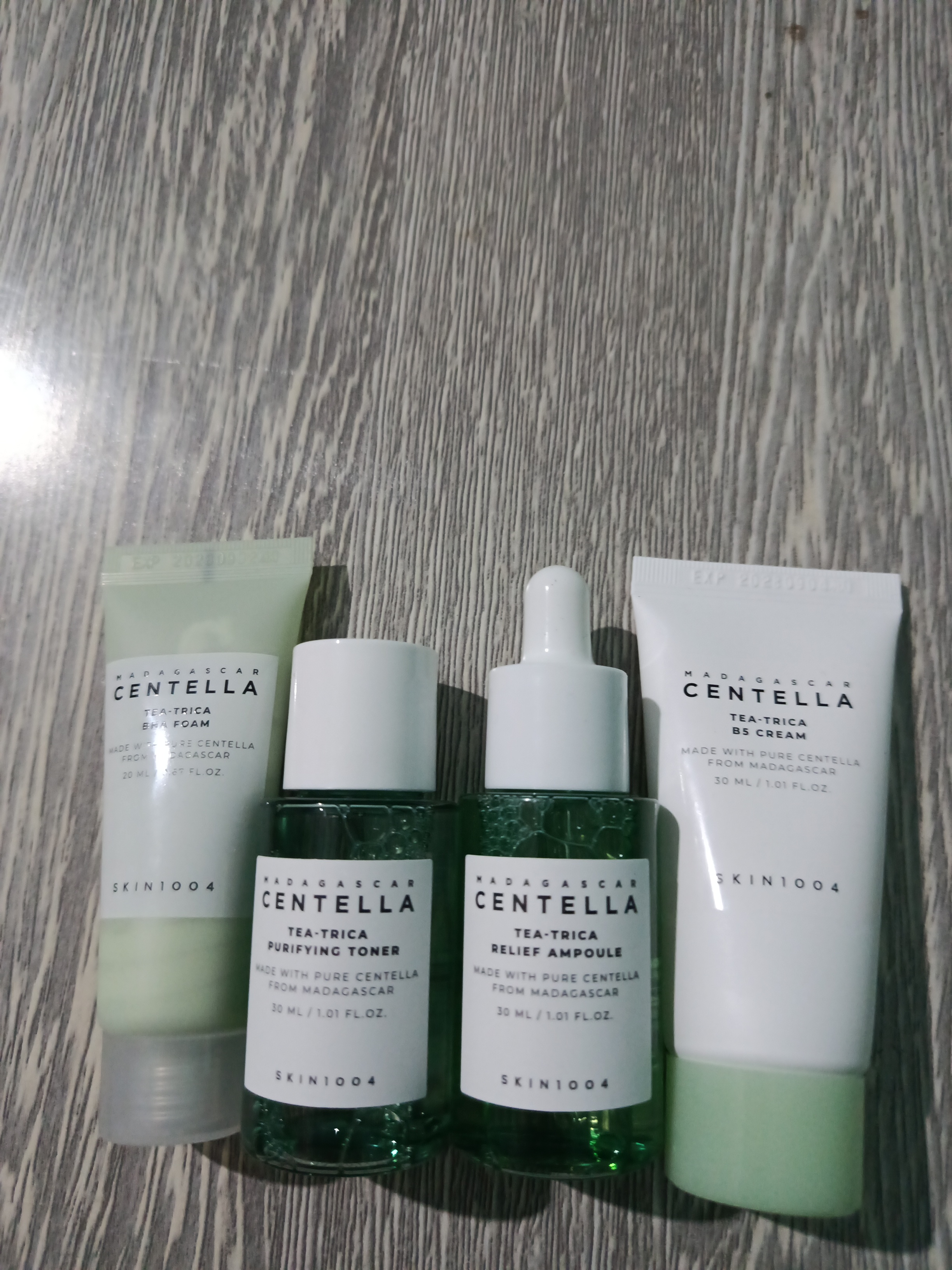 SKIN1004 Madagascar Centella Poremizing, Tea-Trica, Travel Kit, Double, Even Tone to'plami