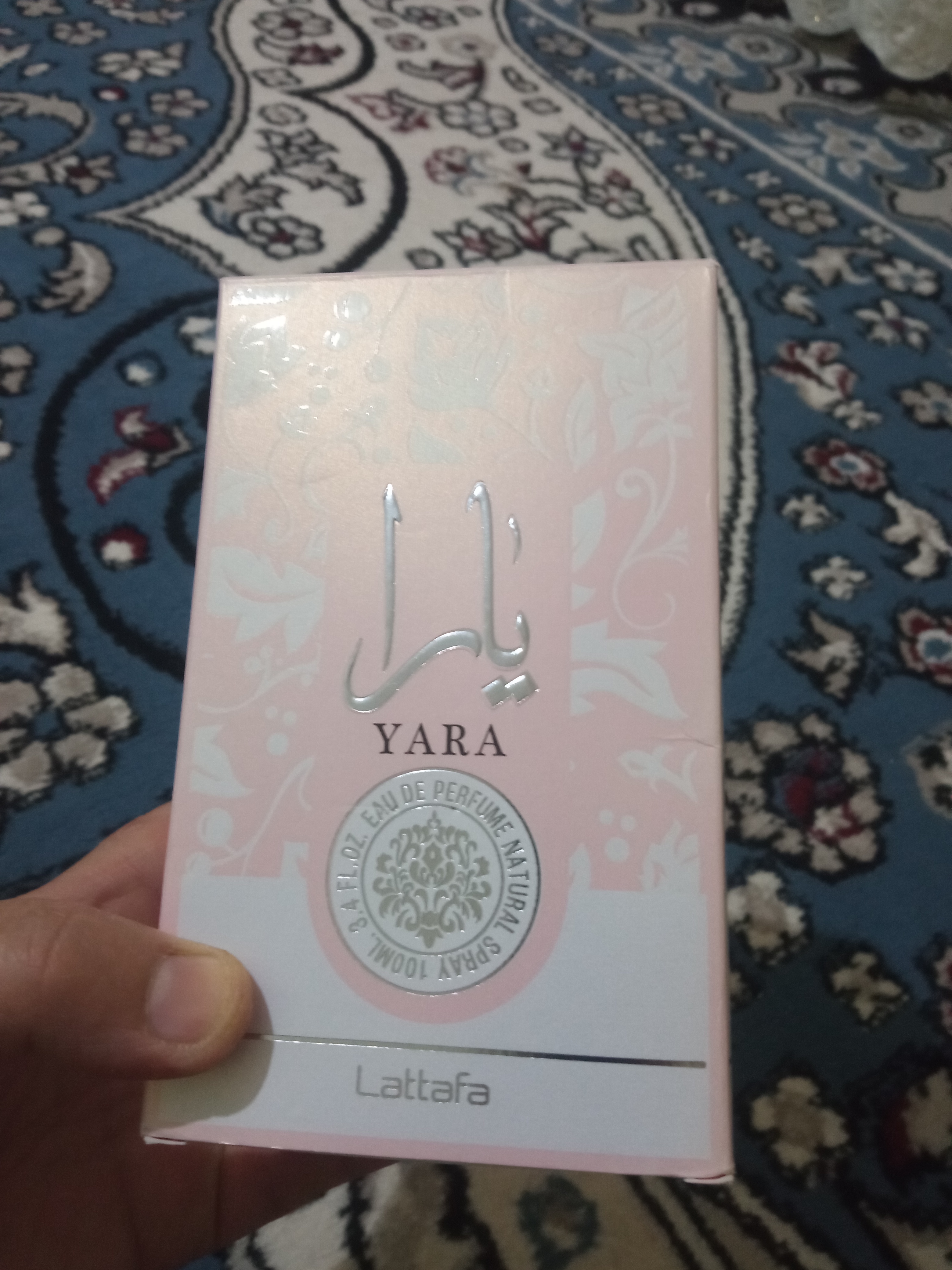 Ayollar uchun Lattafa YARA parfyumerlangan suvi, 100 ml