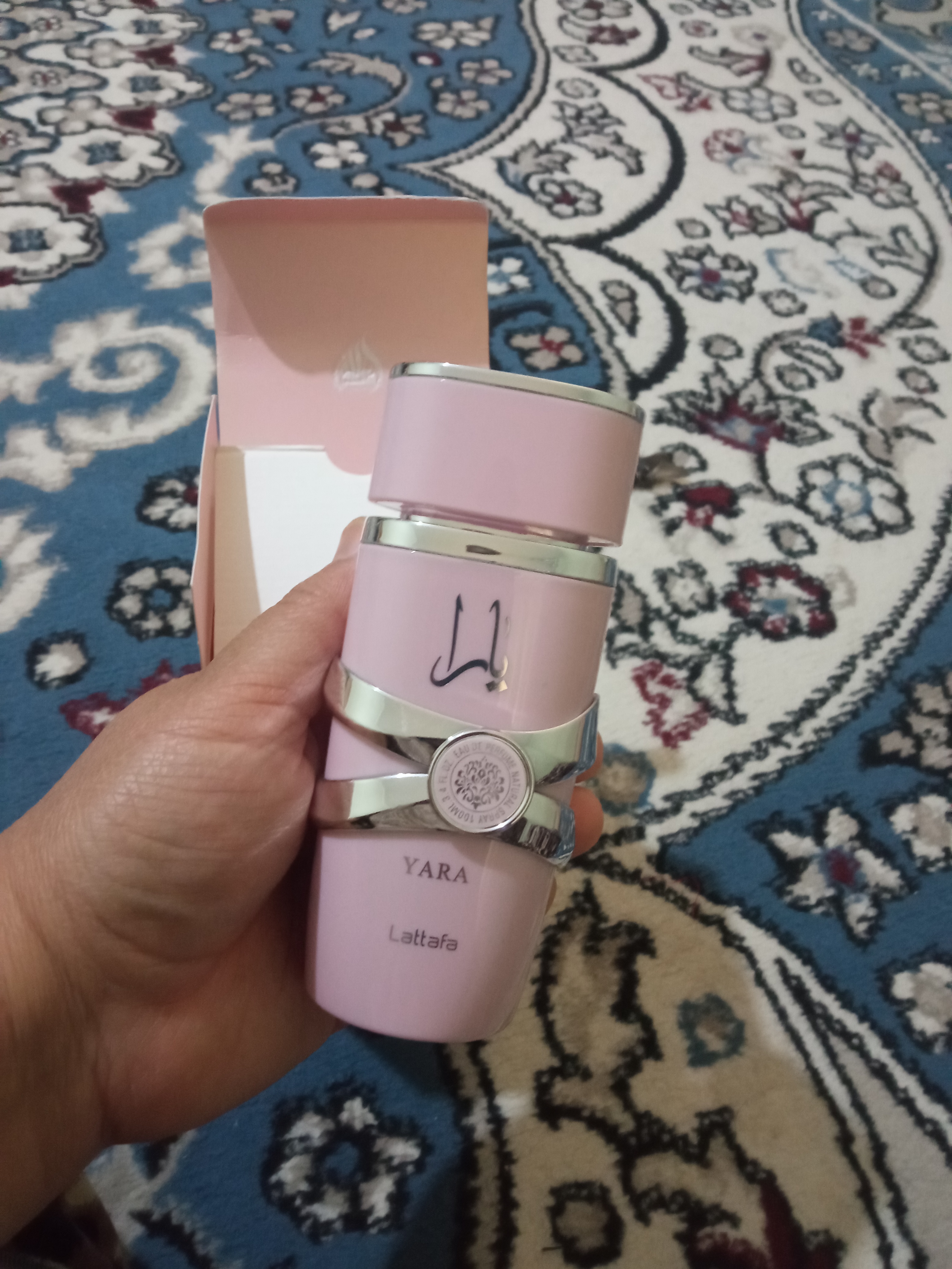Ayollar uchun Lattafa YARA parfyumerlangan suvi, 100 ml