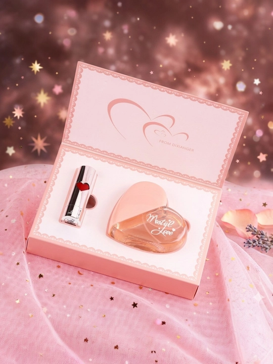 "Mootyl Love" ayollar parfyumeriya va lab bo'yog'i sovg'a to'plami, - 