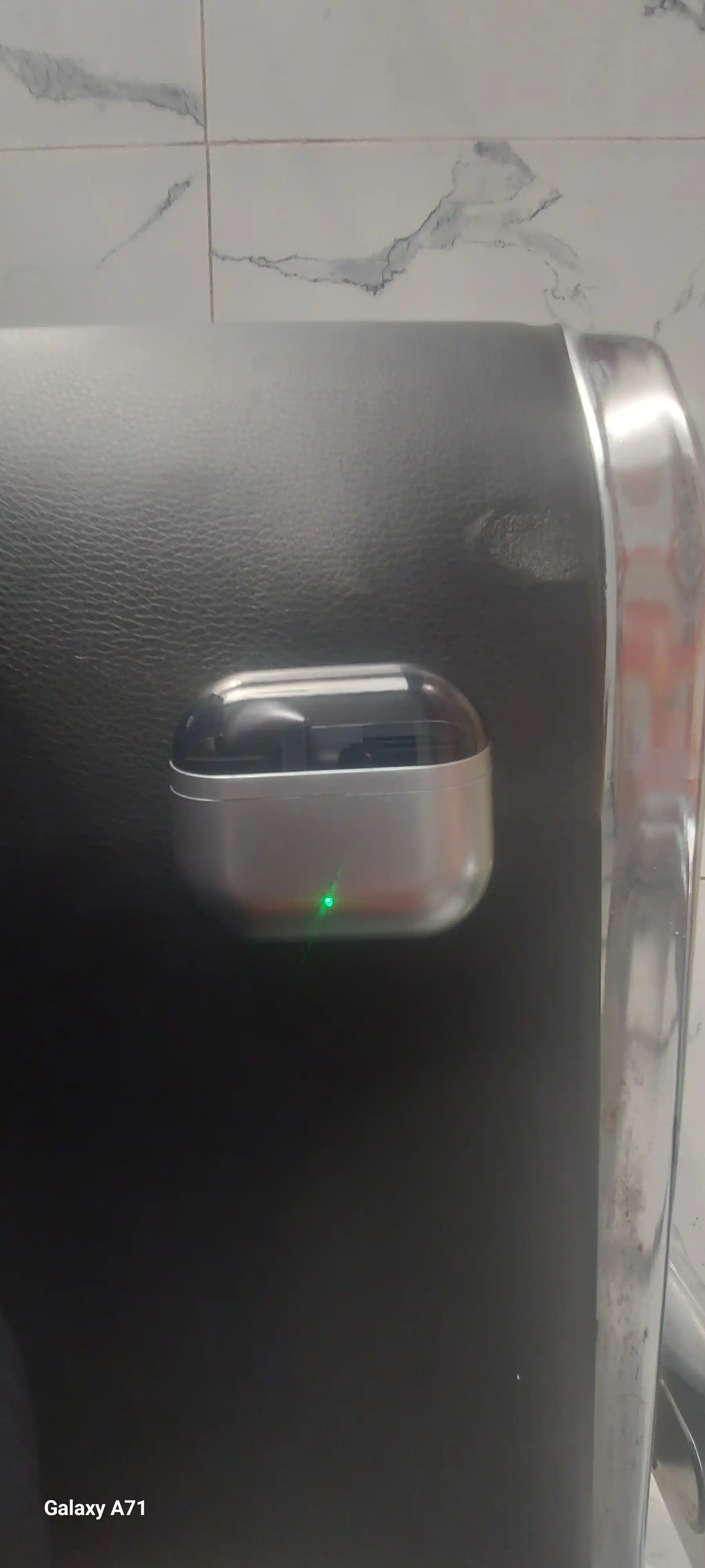 Galaxy Buds simsiz quloqchinlari
