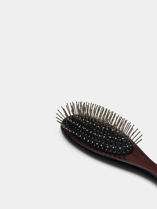Koreyscha soch massaj tarog‘i, metall tishli Seung Lee Brush, o‘rtacha