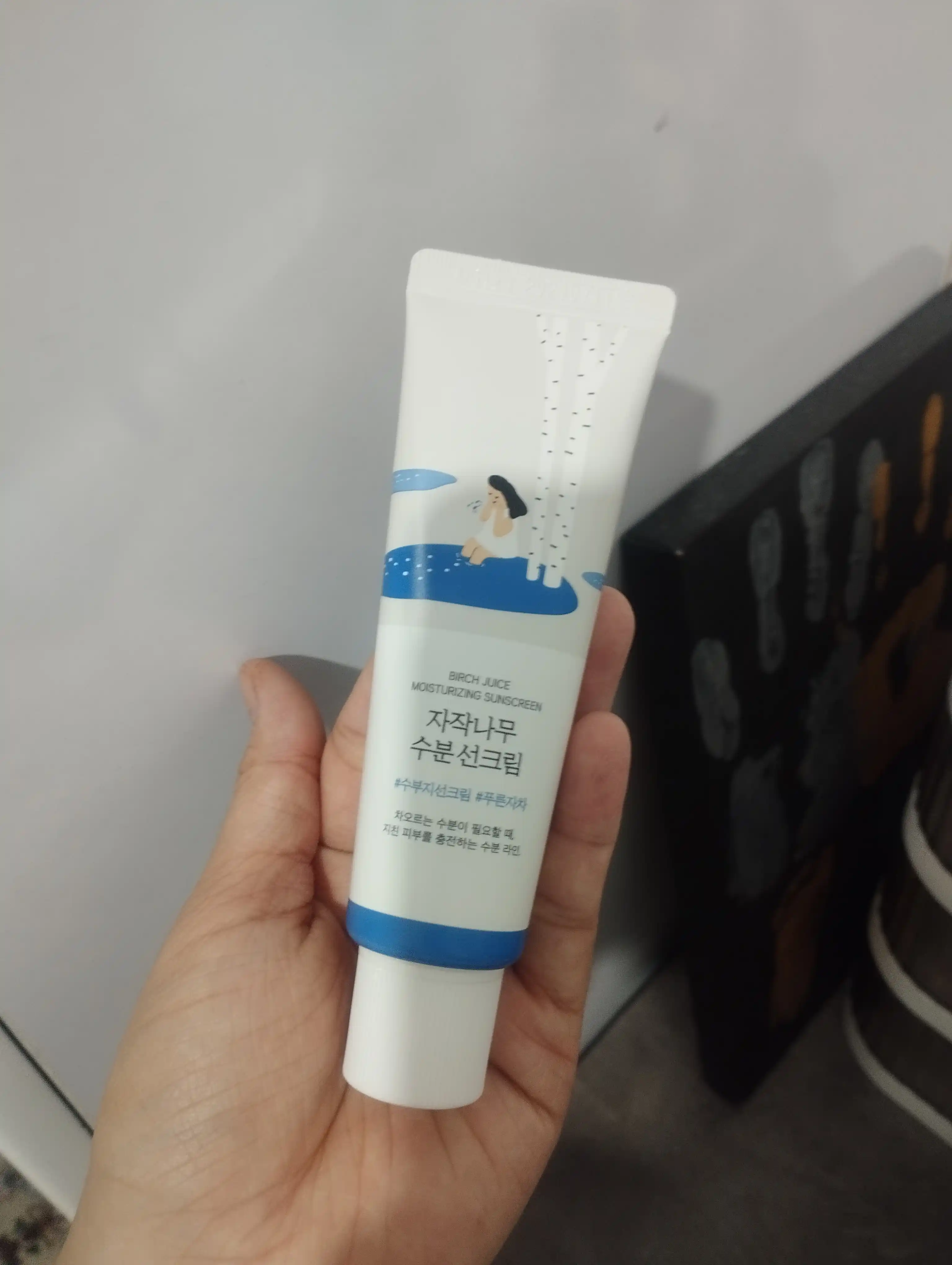 Солнцезащитный крем Round Lab Birch Juice Moisturizing Sunscreen SPF50+ PA++++, 50 мл