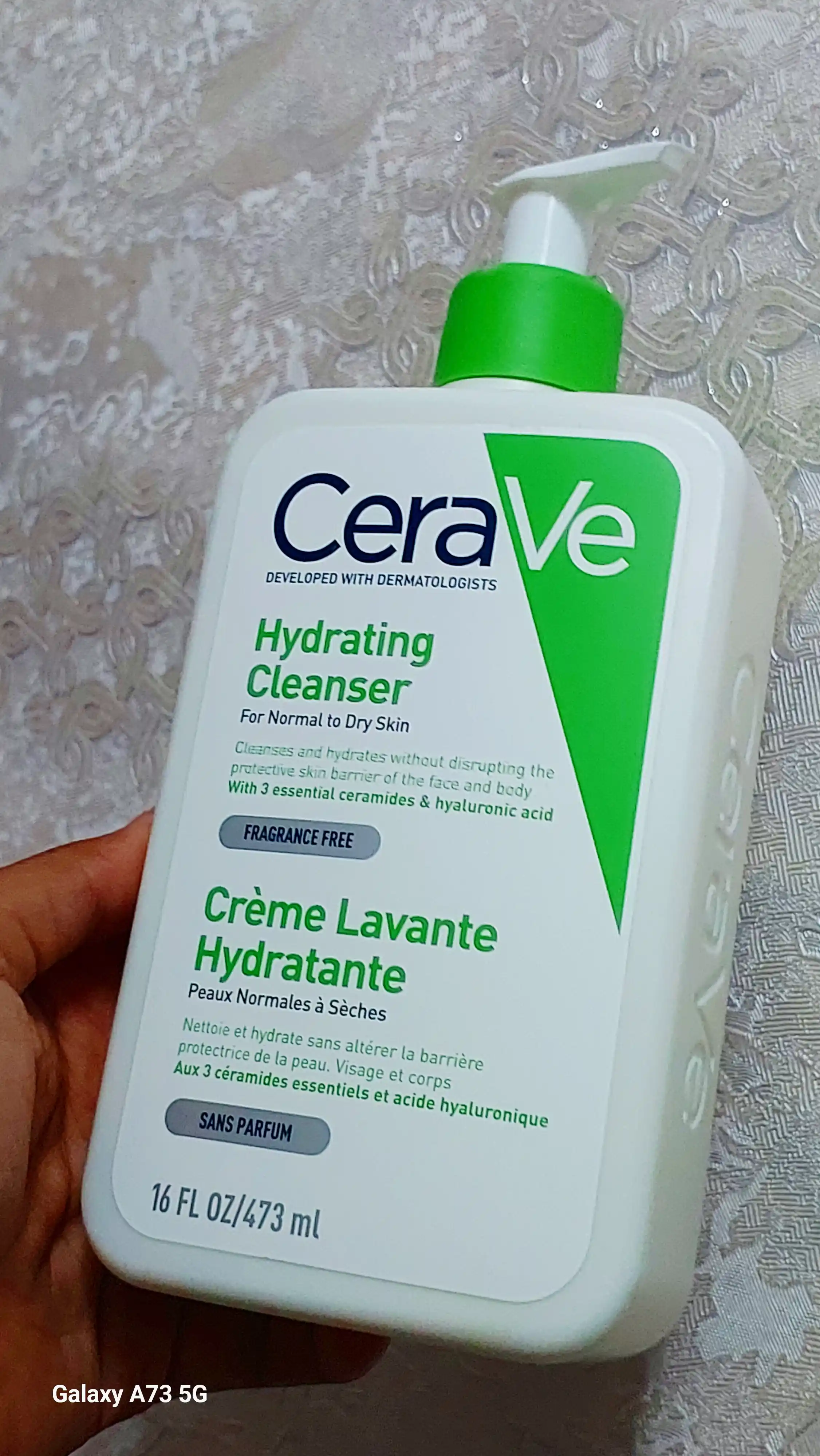 CeraVe Normal va quruq yuz va badan terisi uchun namlantiruvchi tozalovchi krem-gel, 473 g