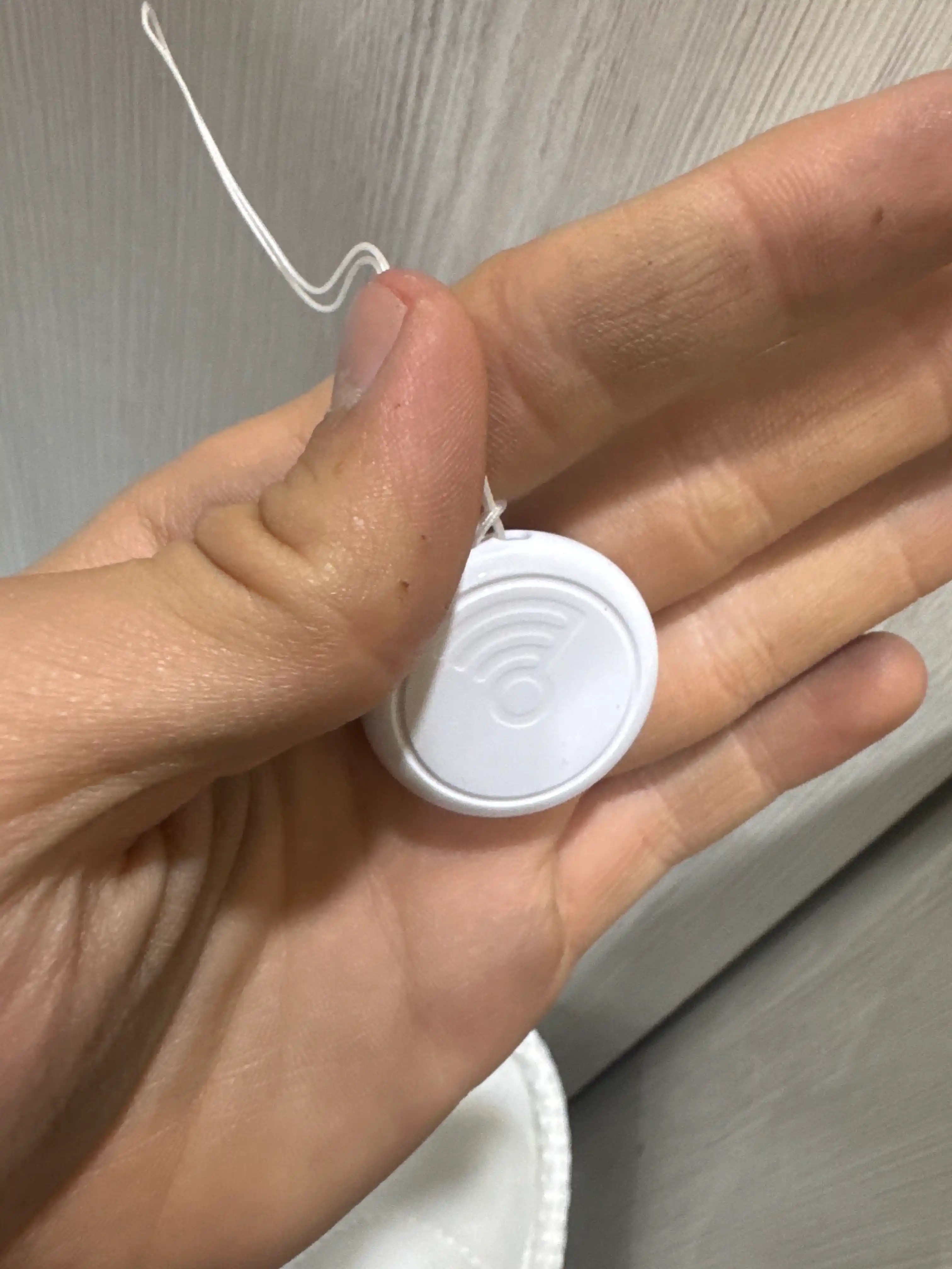 Поисковый Bluetooth-трекер для вещей - совместим с Локатор, аналог AirTag, iOS MFi