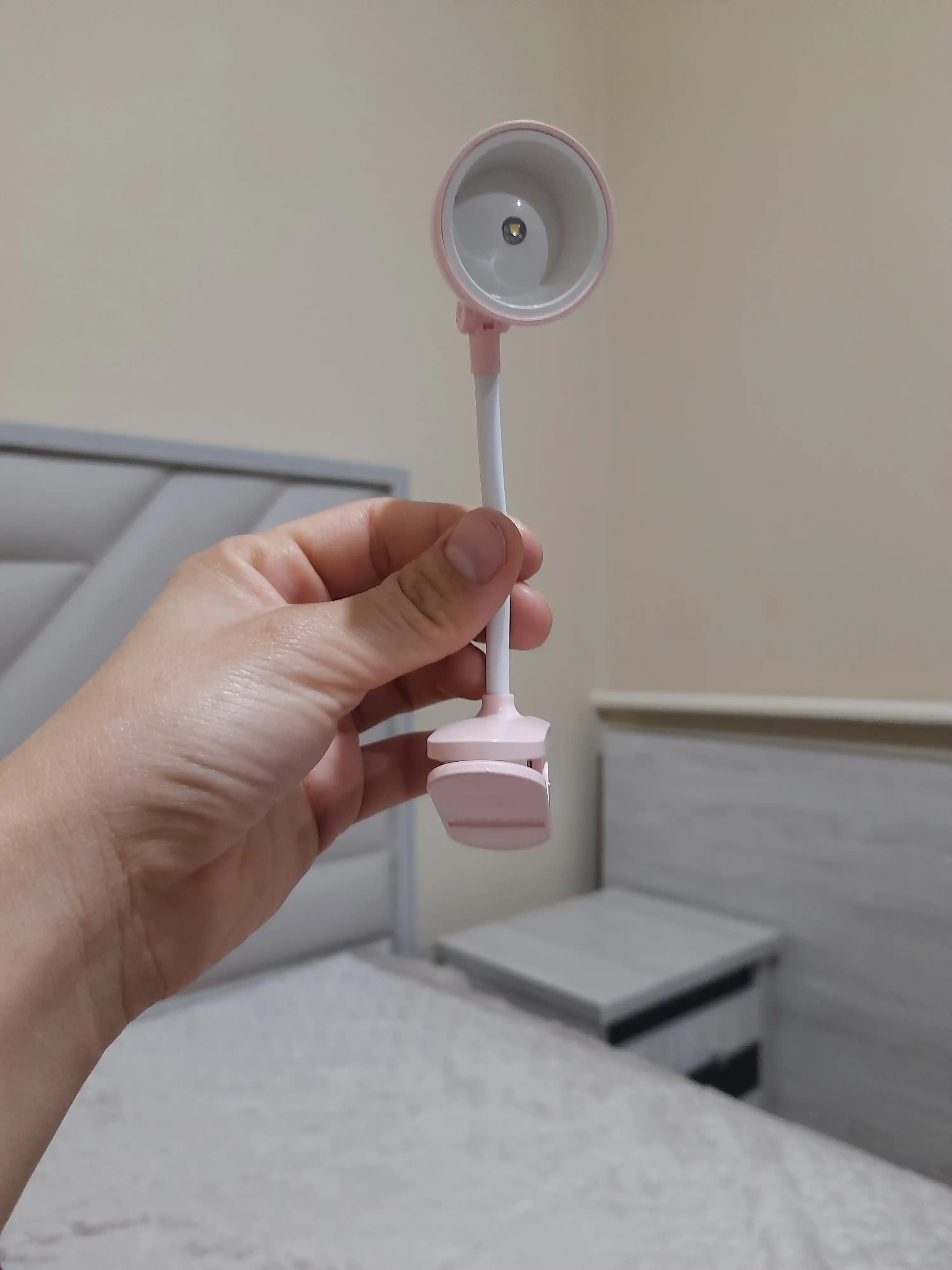 Svetodiot chiroq, USB, LED, kitob o'qish uchun